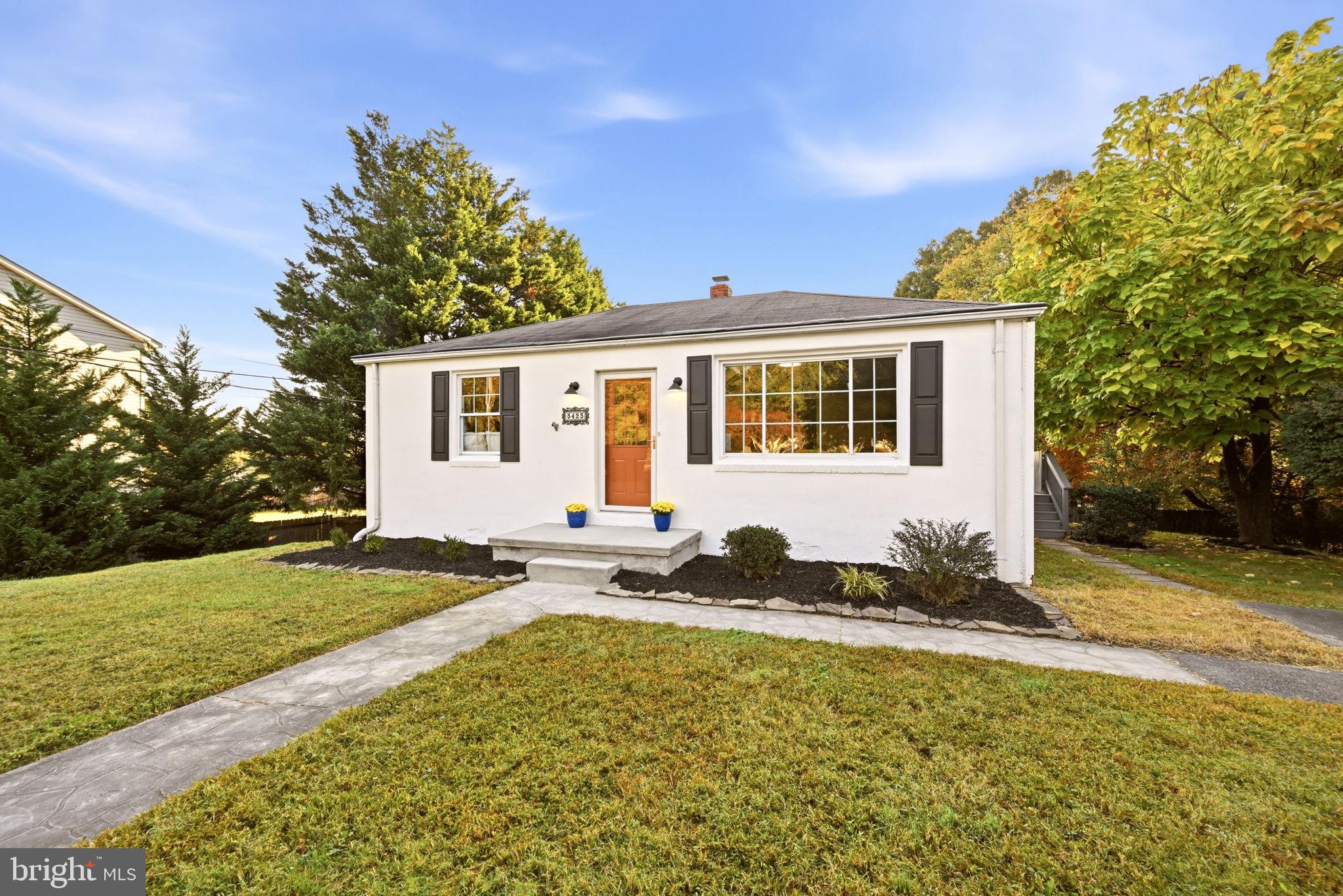 3423 AYERS DRIVE