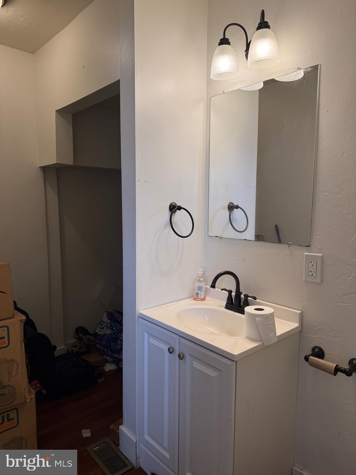 EAST YORK - Residential