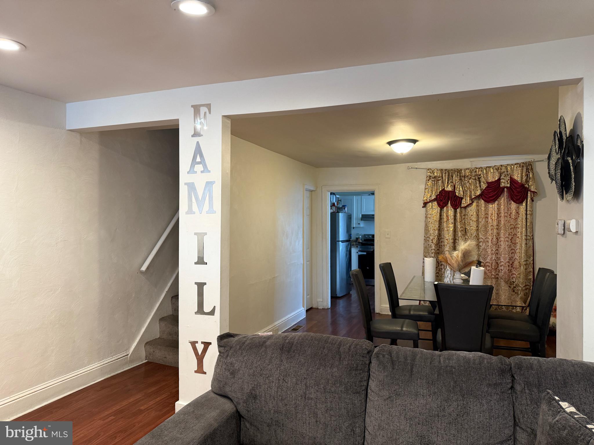 EAST YORK - Residential