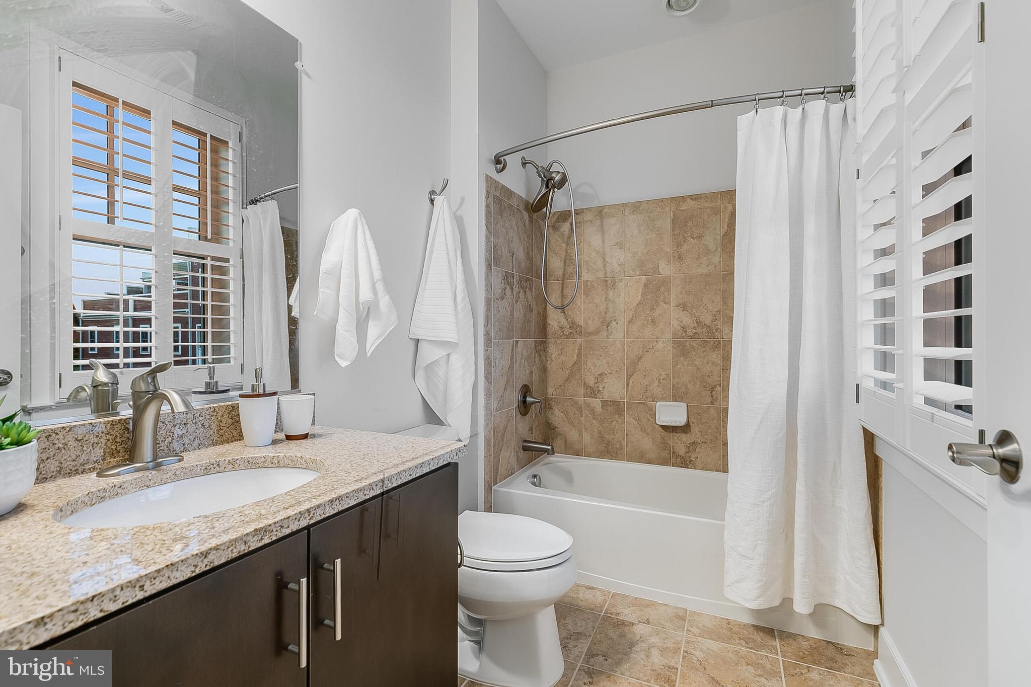 POTOMAC YARD - Residential