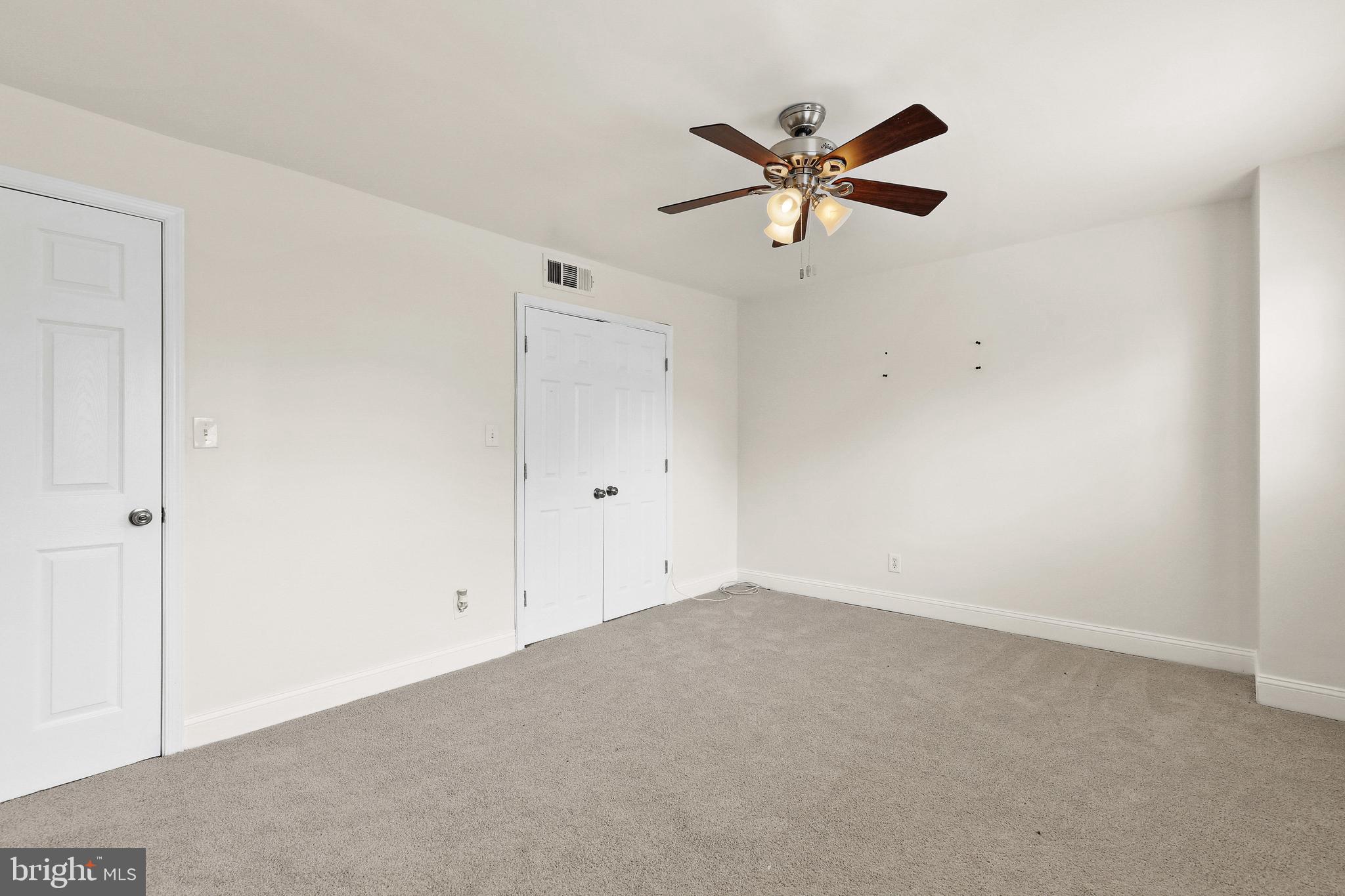 PARKSIDE - Residential Lease