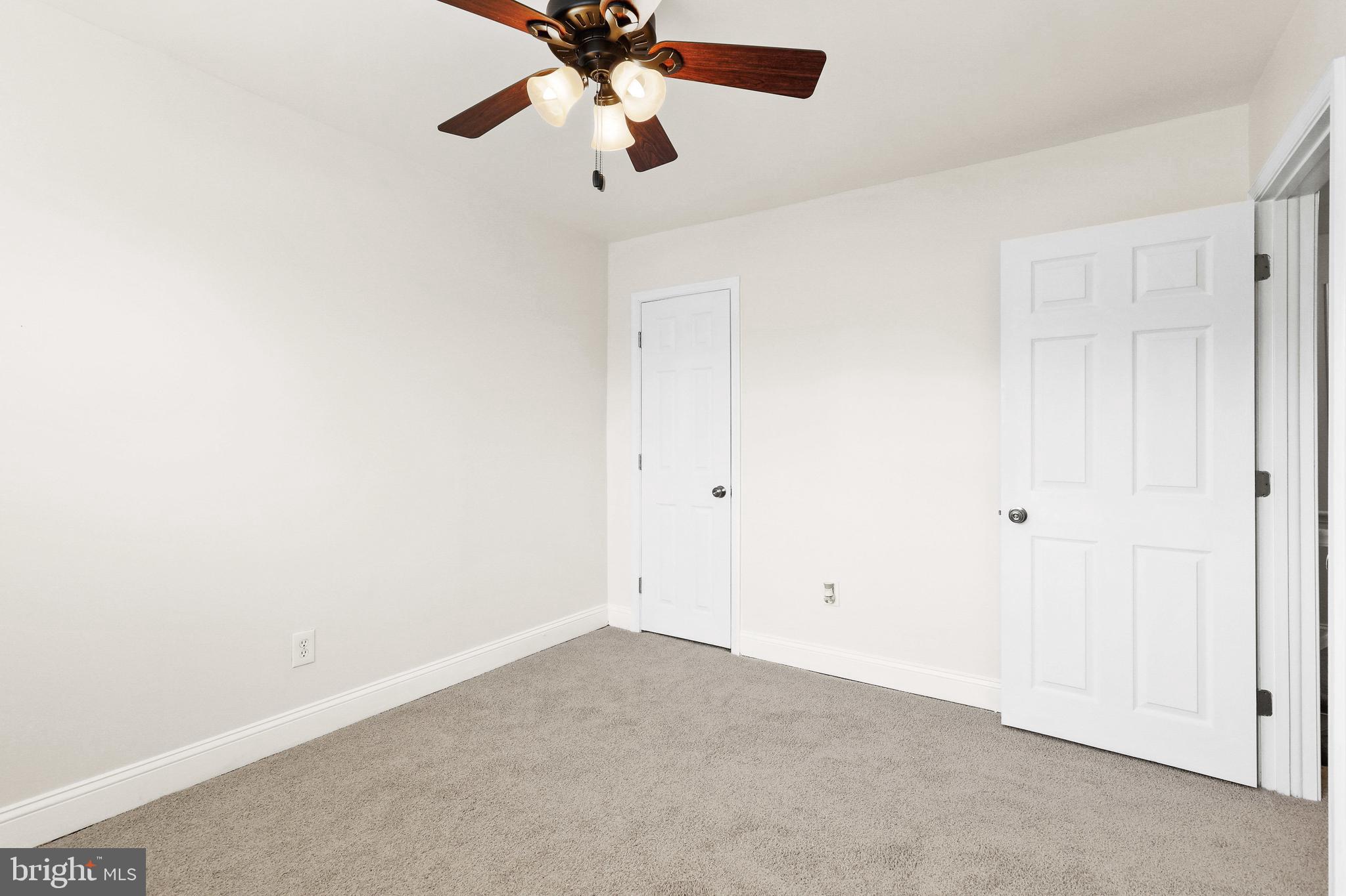 PARKSIDE - Residential Lease