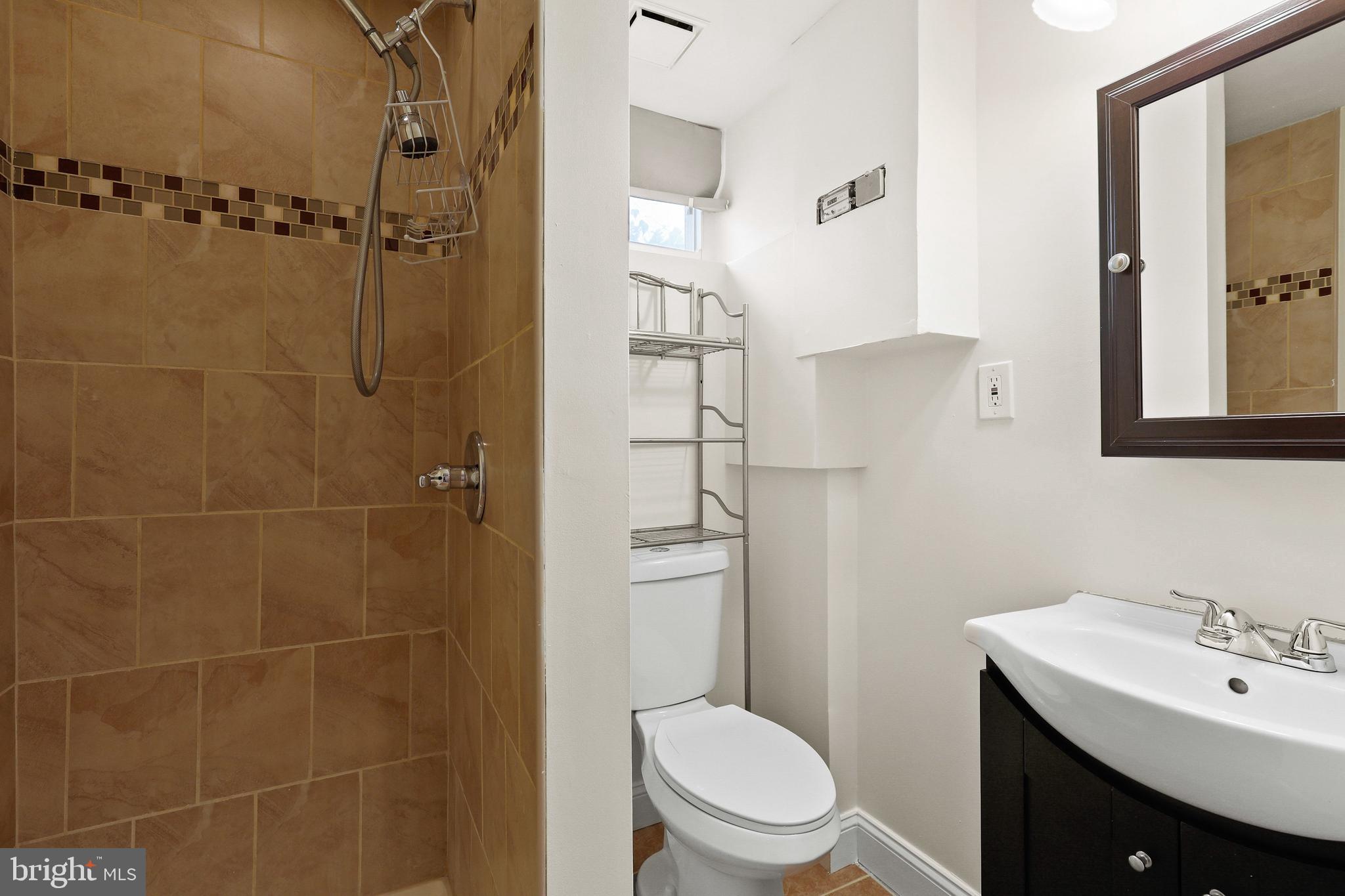 PARKSIDE - Residential Lease