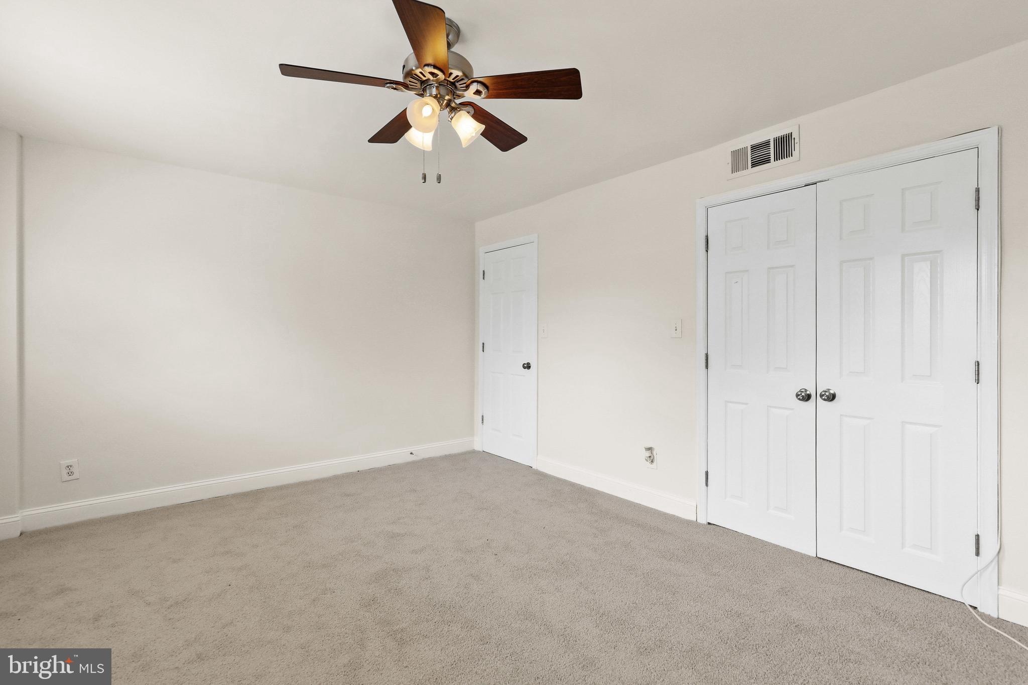 PARKSIDE - Residential Lease