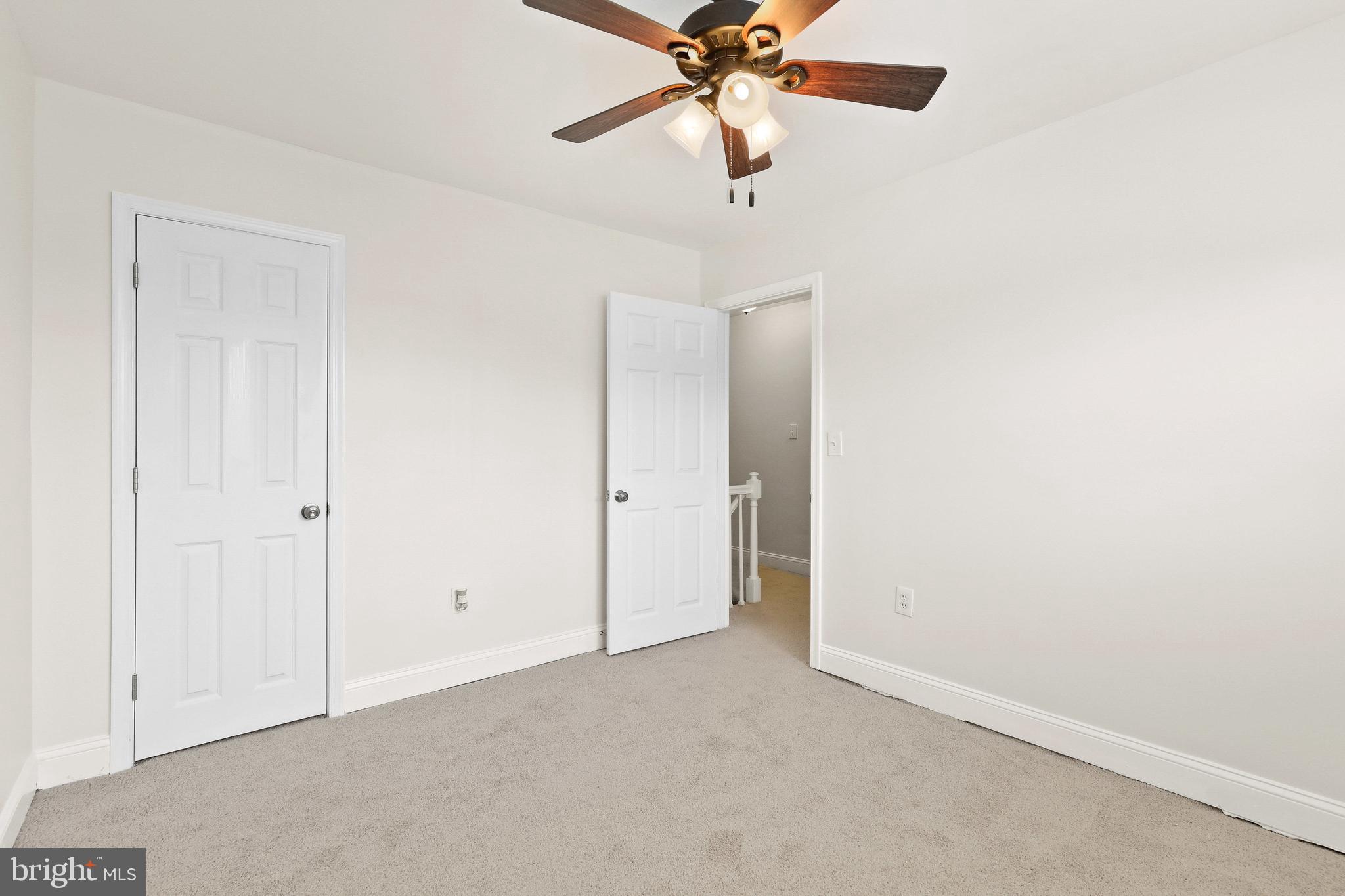 PARKSIDE - Residential Lease