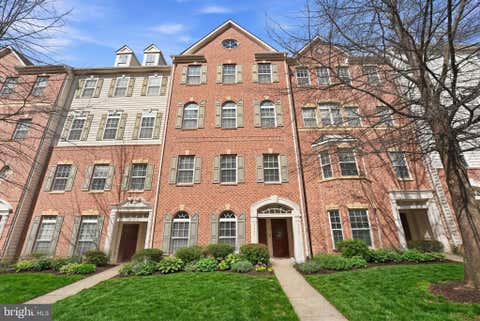Photo of 2623 Eastbourne Drive #285, WOODBRIDGE, VA 22191 (MLS # VAPW2128068)