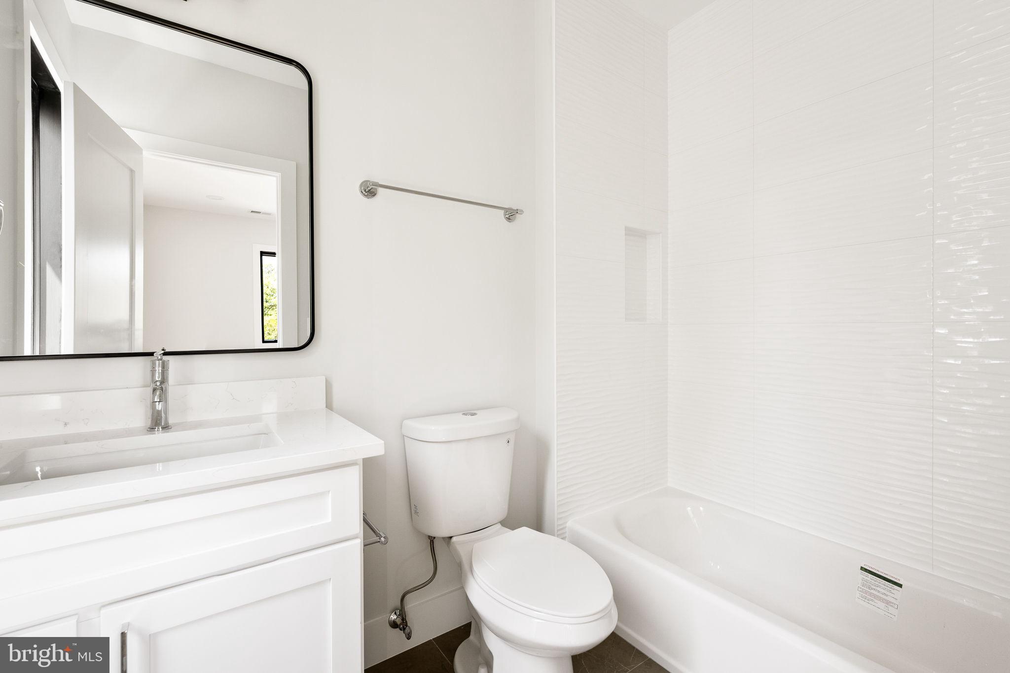 PIMMIT HILLS - Residential