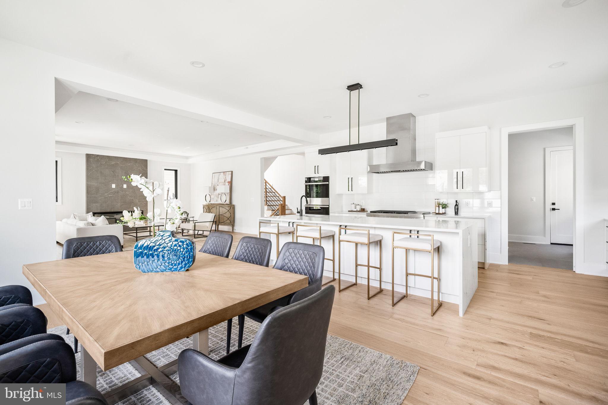 PIMMIT HILLS - Residential