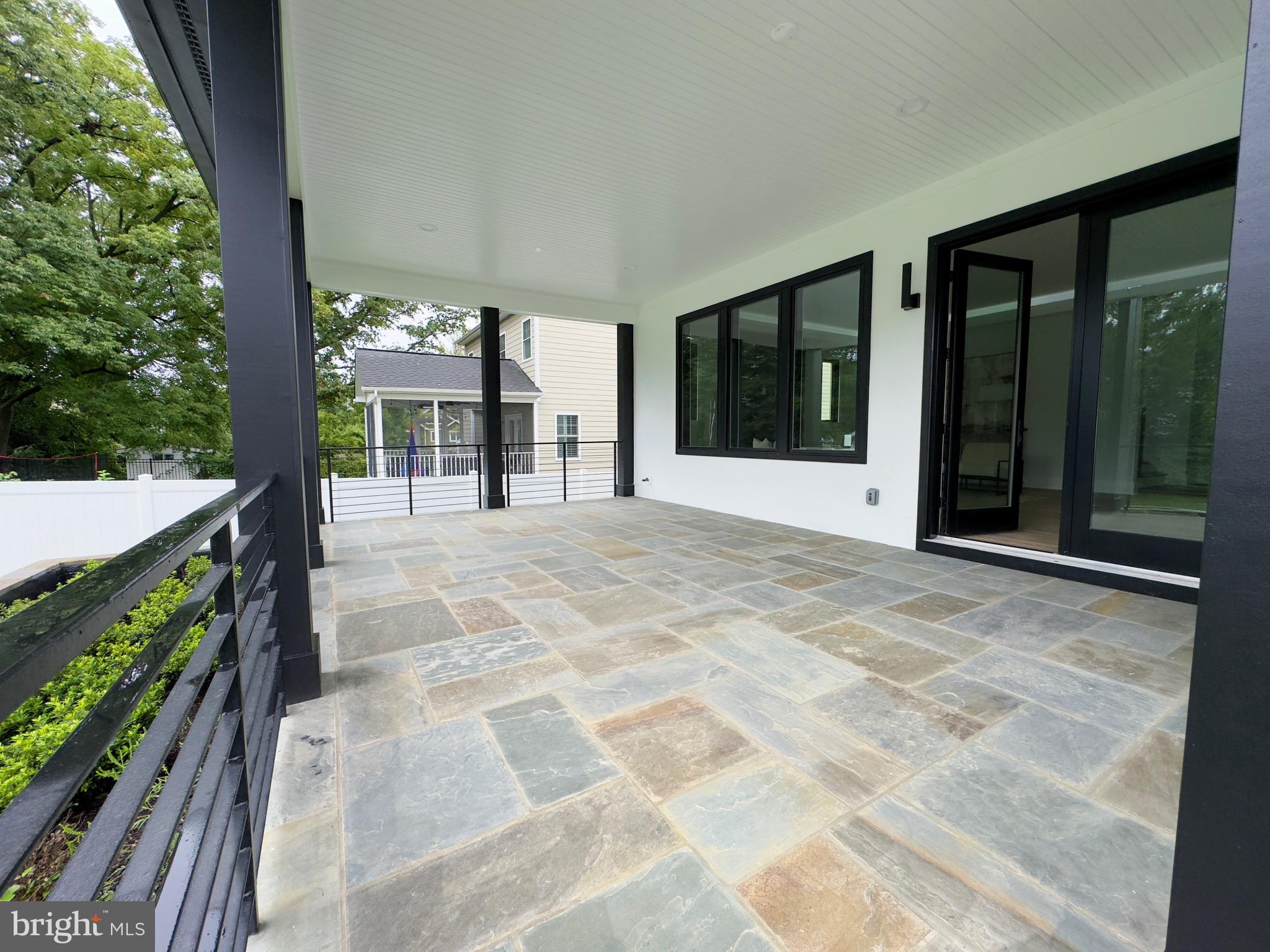 PIMMIT HILLS - Residential