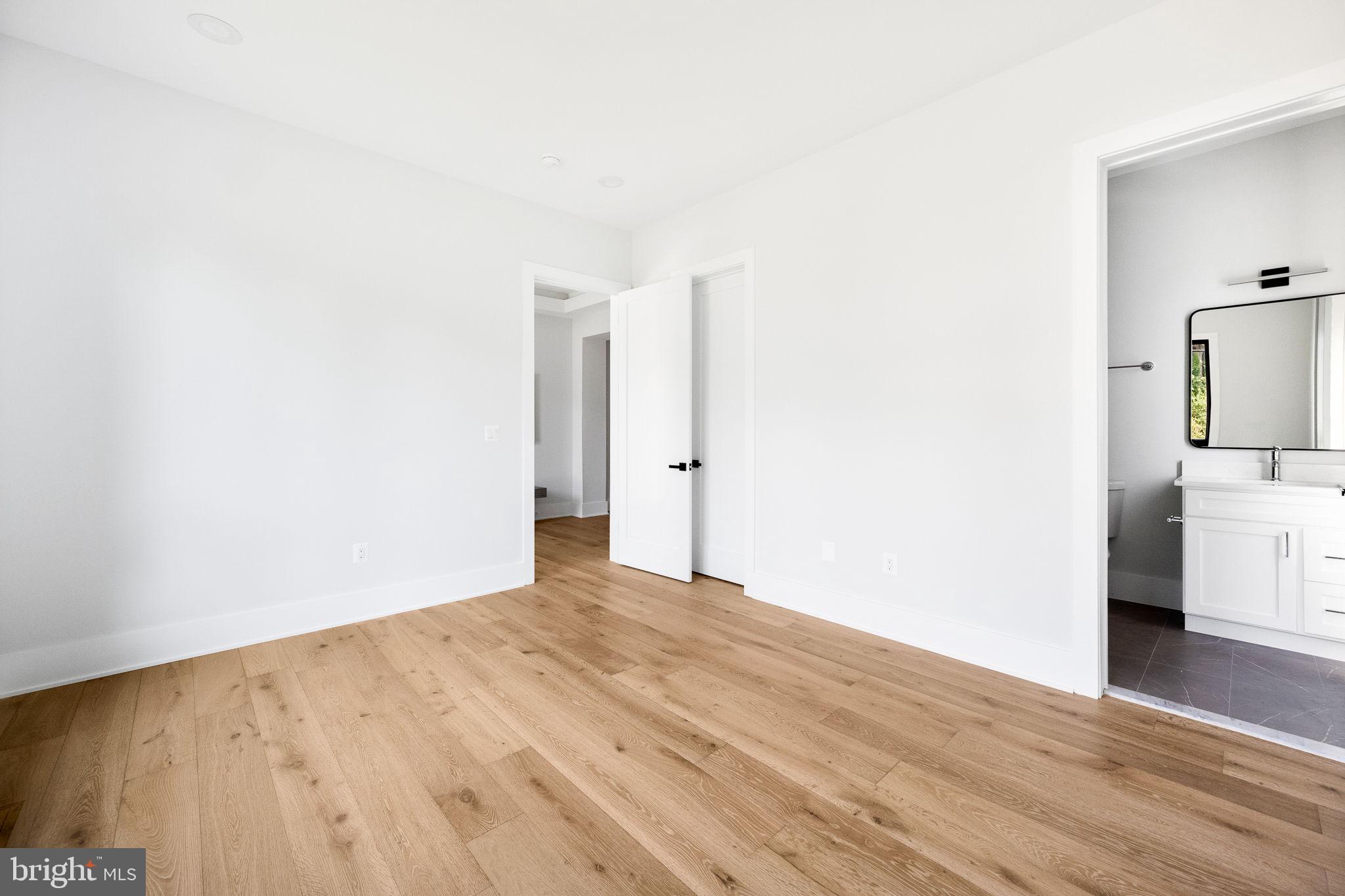 PIMMIT HILLS - Residential