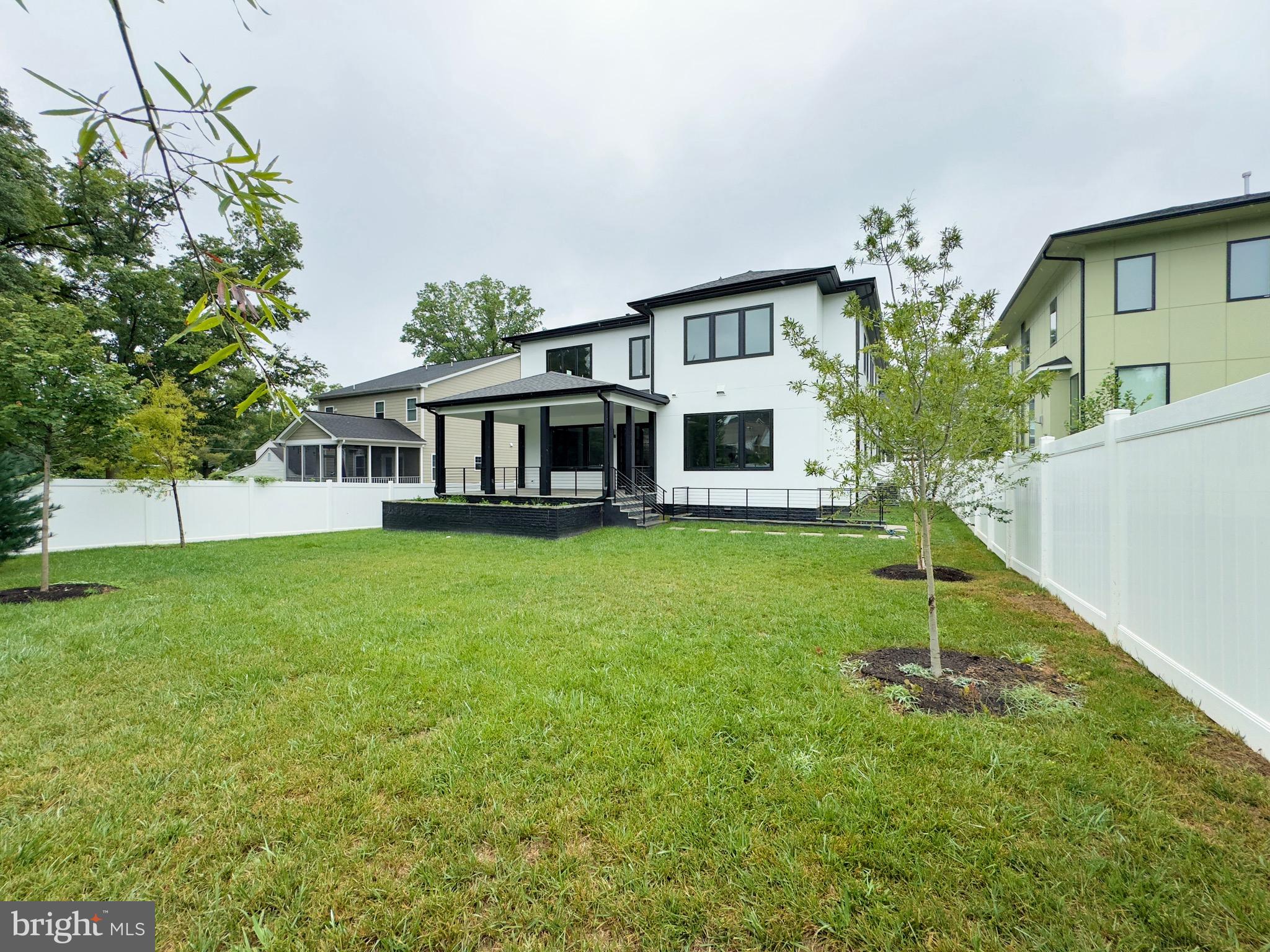 PIMMIT HILLS - Residential