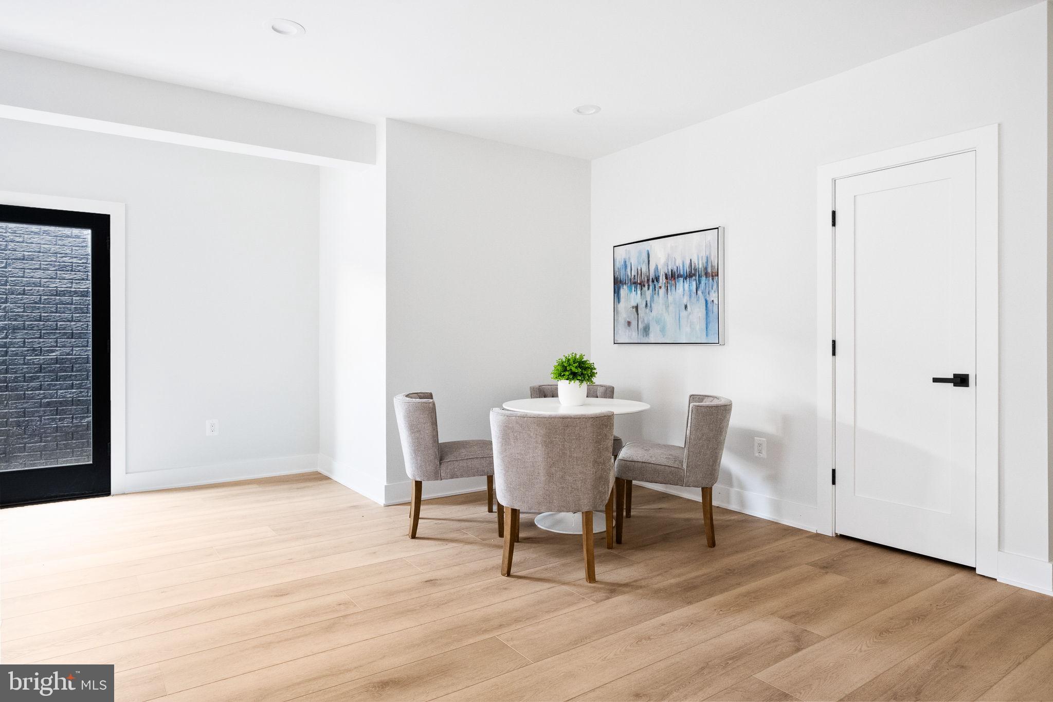 PIMMIT HILLS - Residential