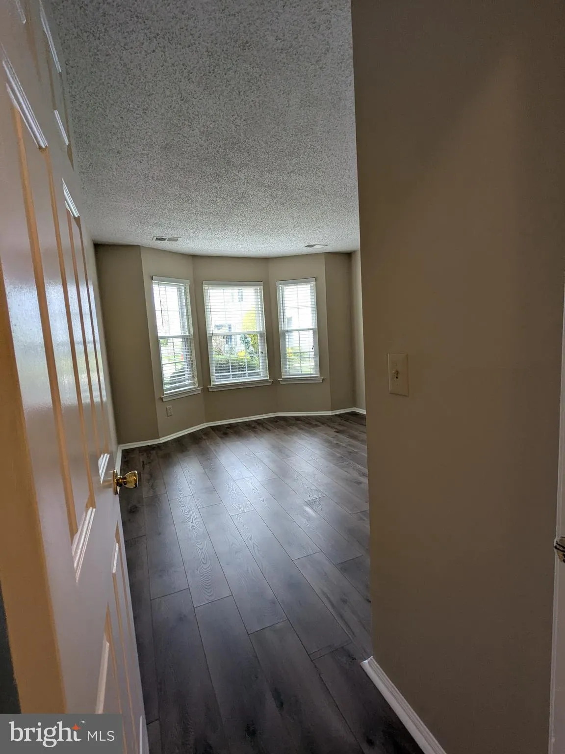 Monmouth Junction, New Jersey 08852, United States, 1 Bedroom Bedrooms, ,1 BathroomBathrooms,Residential,Active,112771