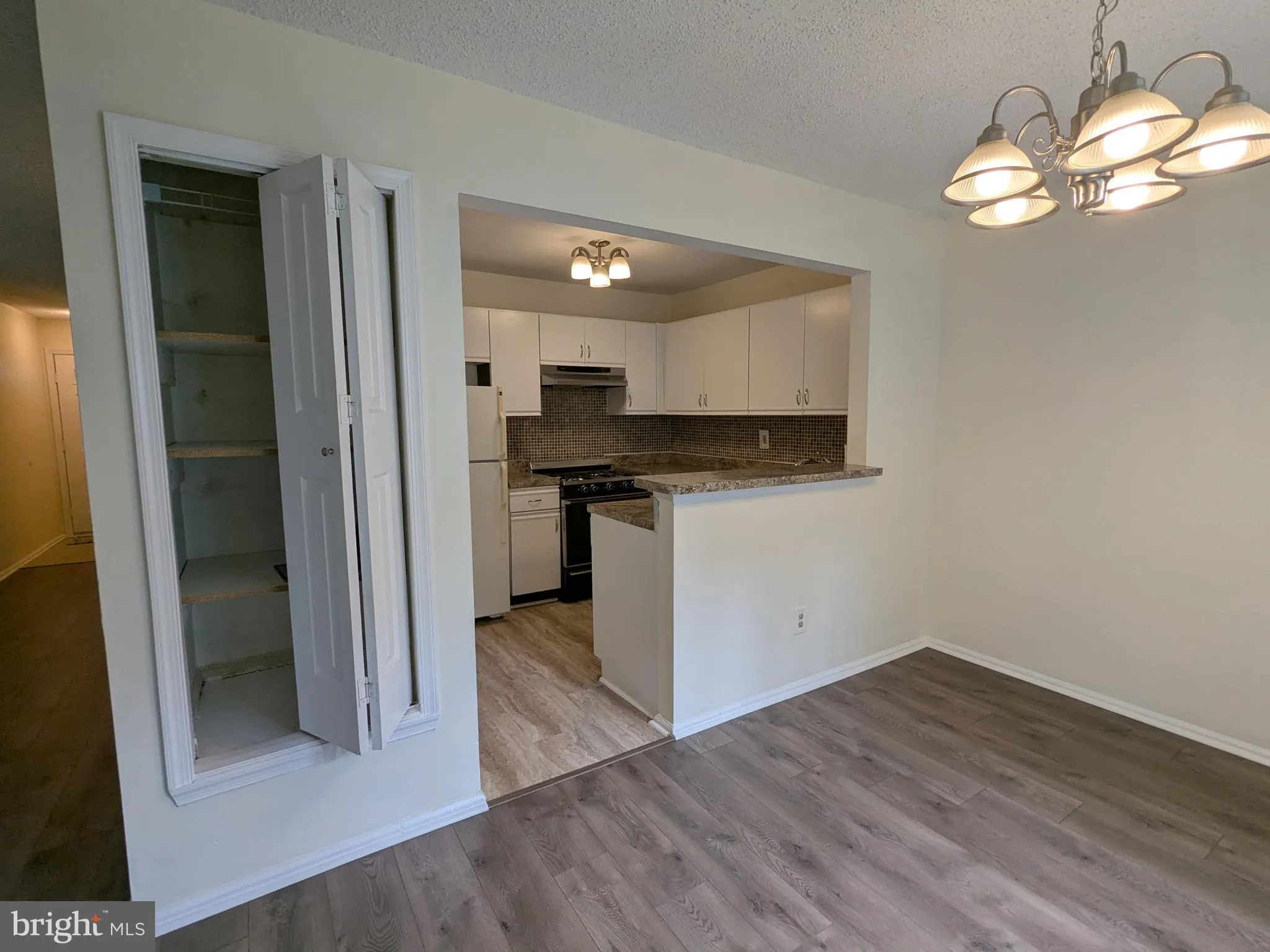 Monmouth Junction, New Jersey 08852, United States, 1 Bedroom Bedrooms, ,1 BathroomBathrooms,Residential,Active,112771