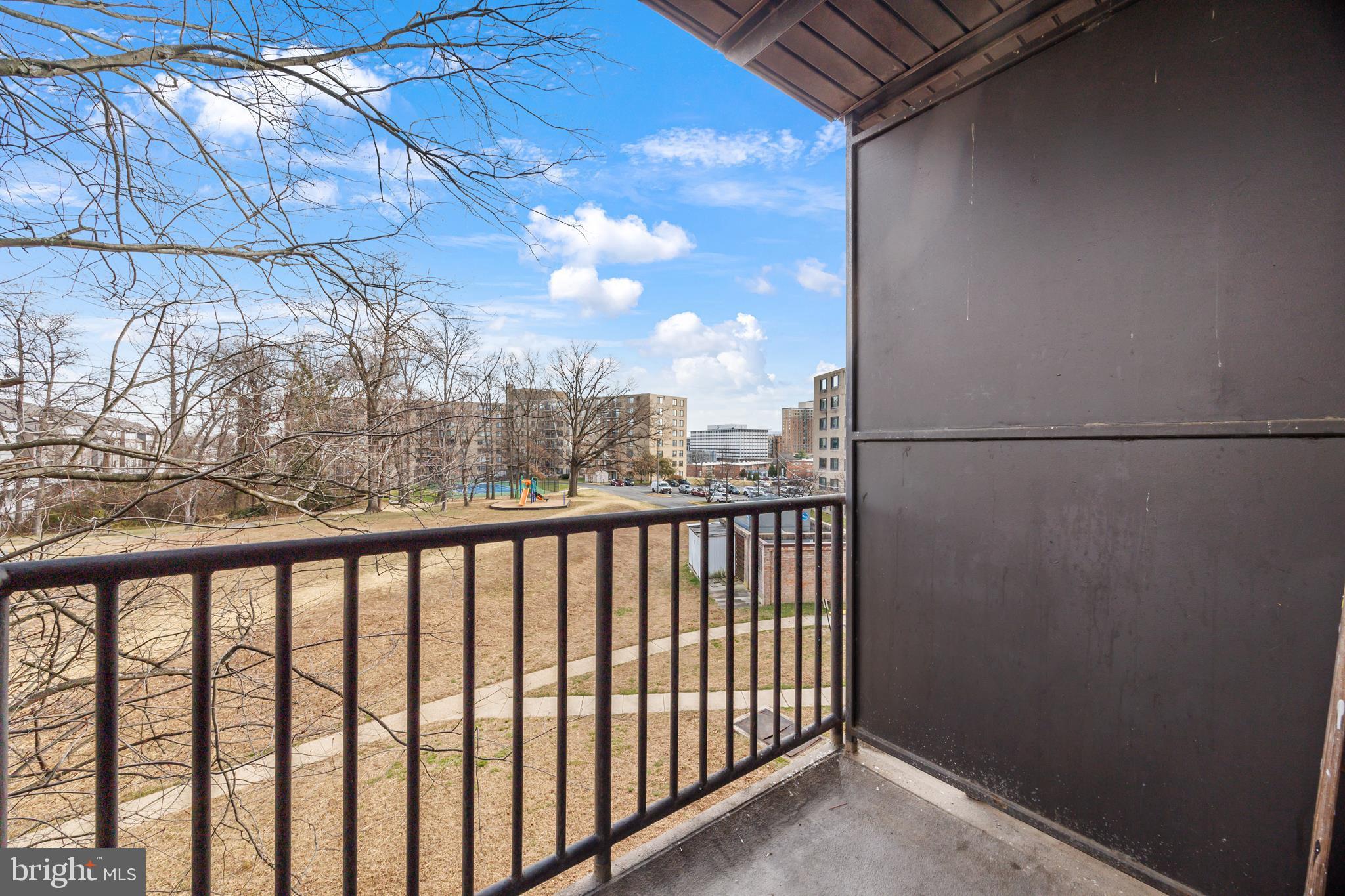 HYATTSVILLE TOWN CENTER - Residential