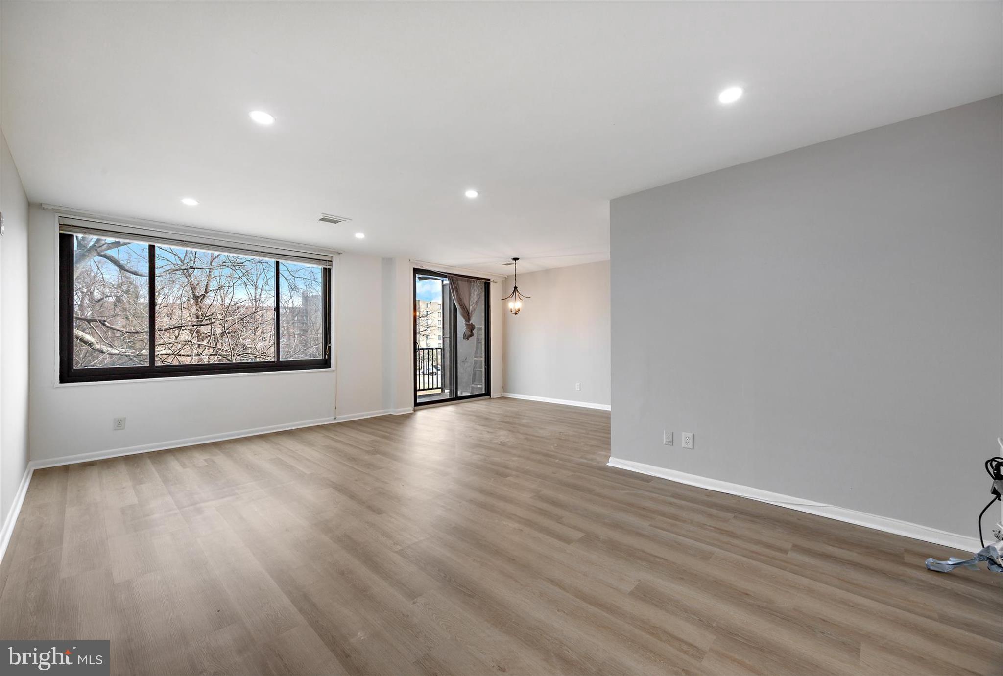 HYATTSVILLE TOWN CENTER - Residential