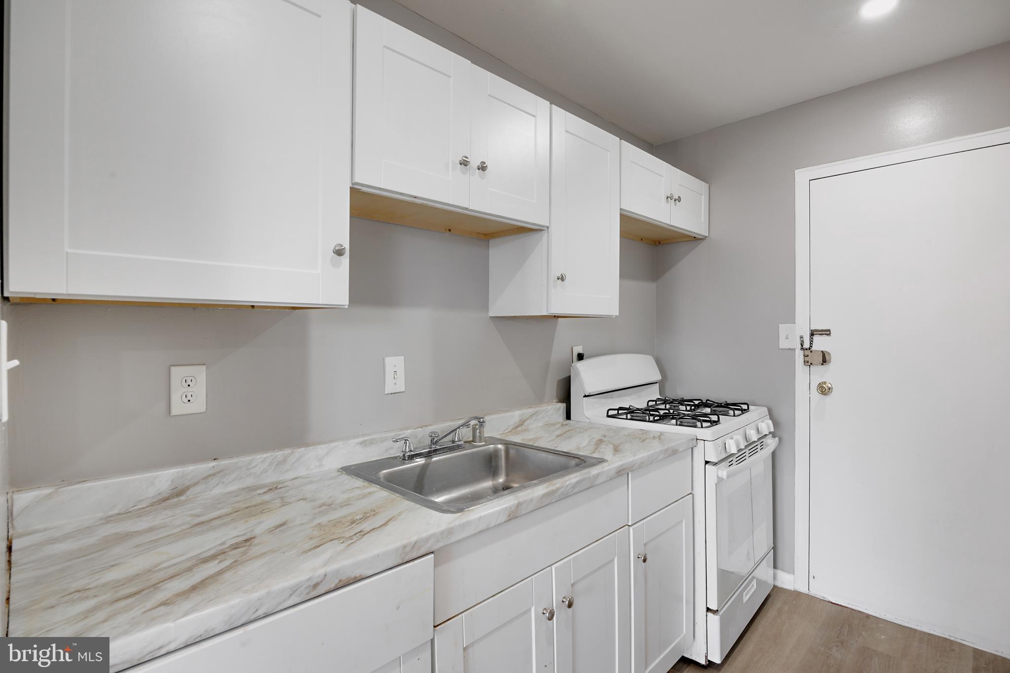 HYATTSVILLE TOWN CENTER - Residential