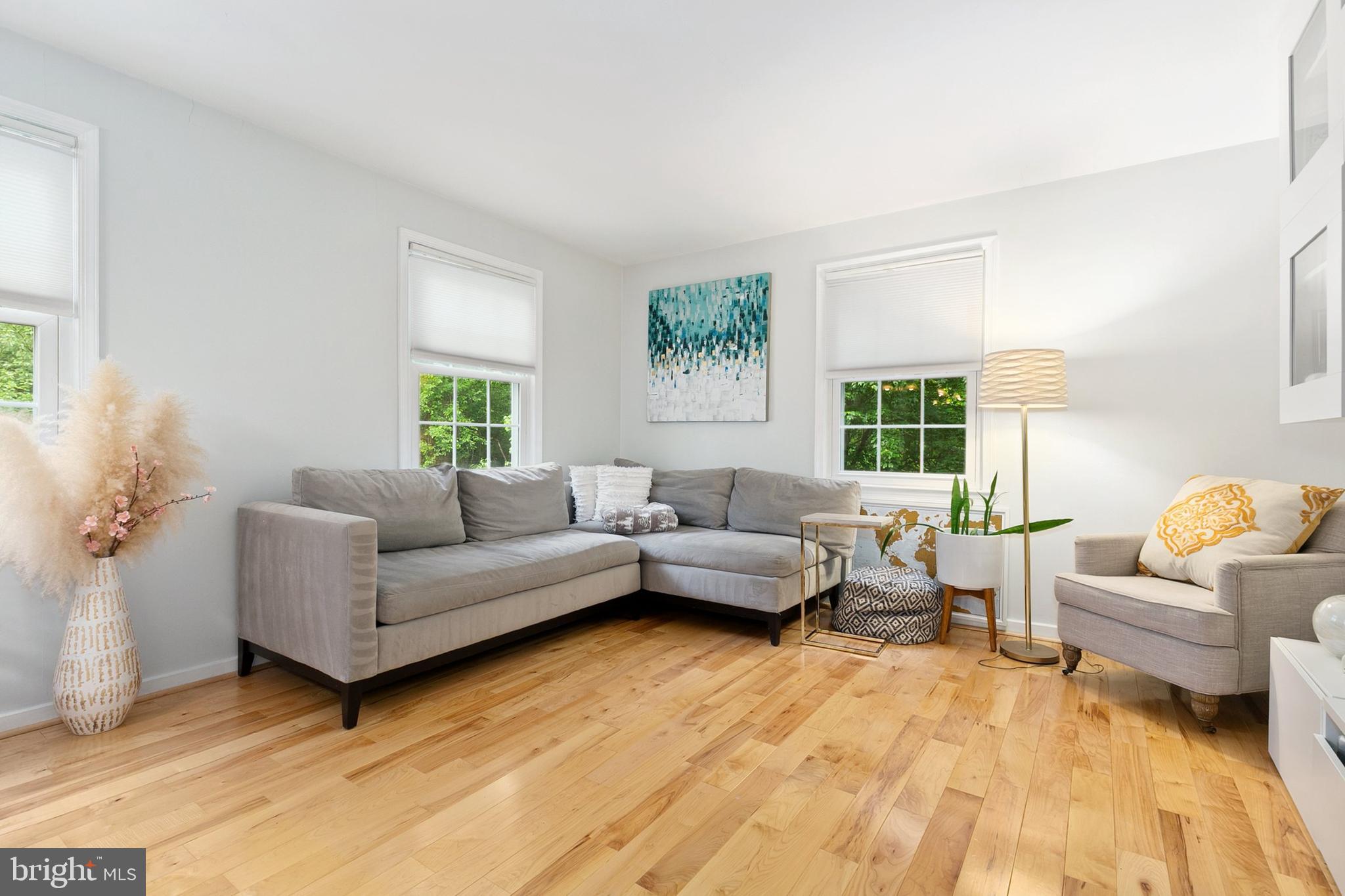 2212 WASHINGTON AVENUE 2212-W