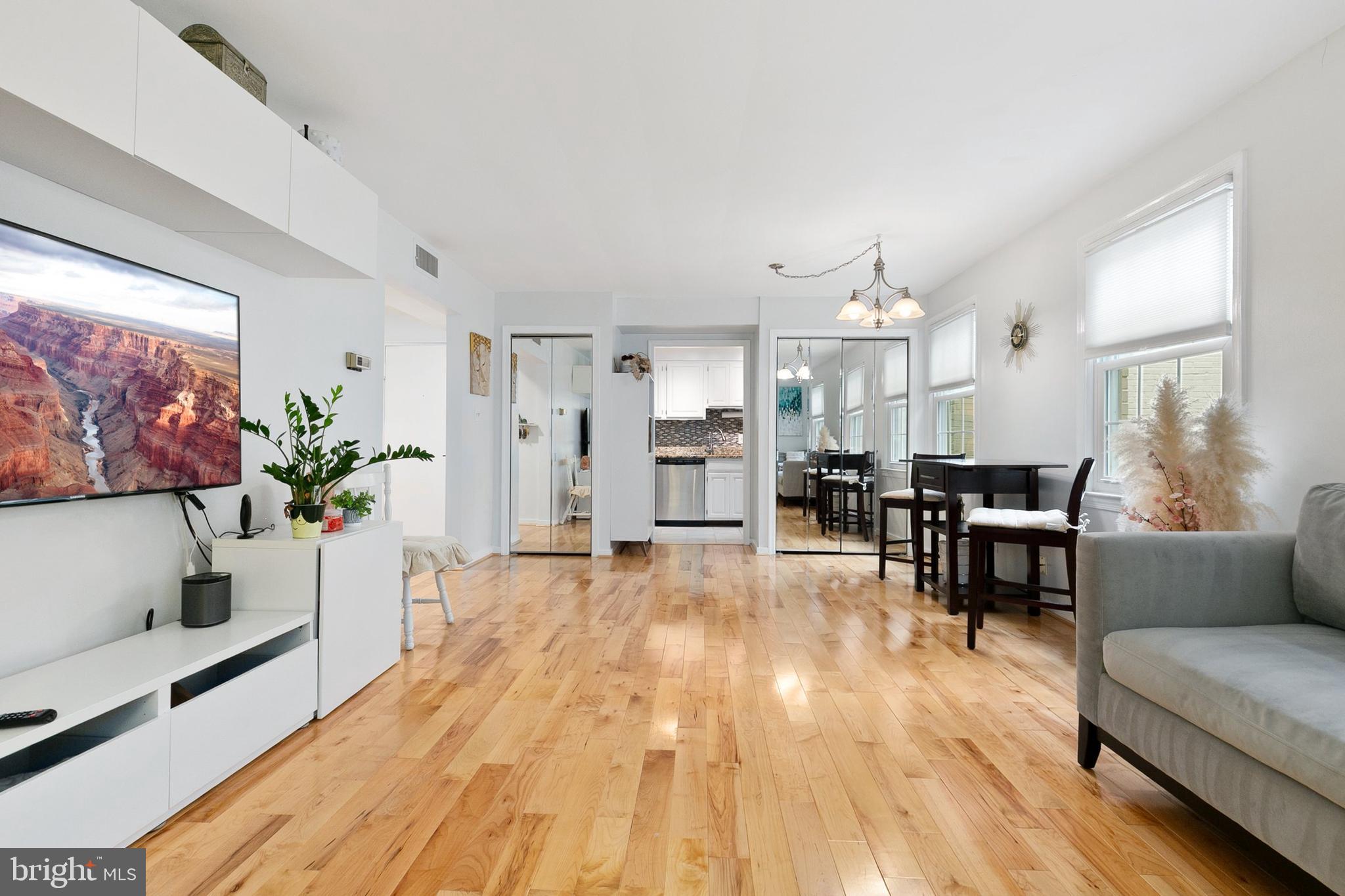 ROCK CREEK GARDENS - Residential