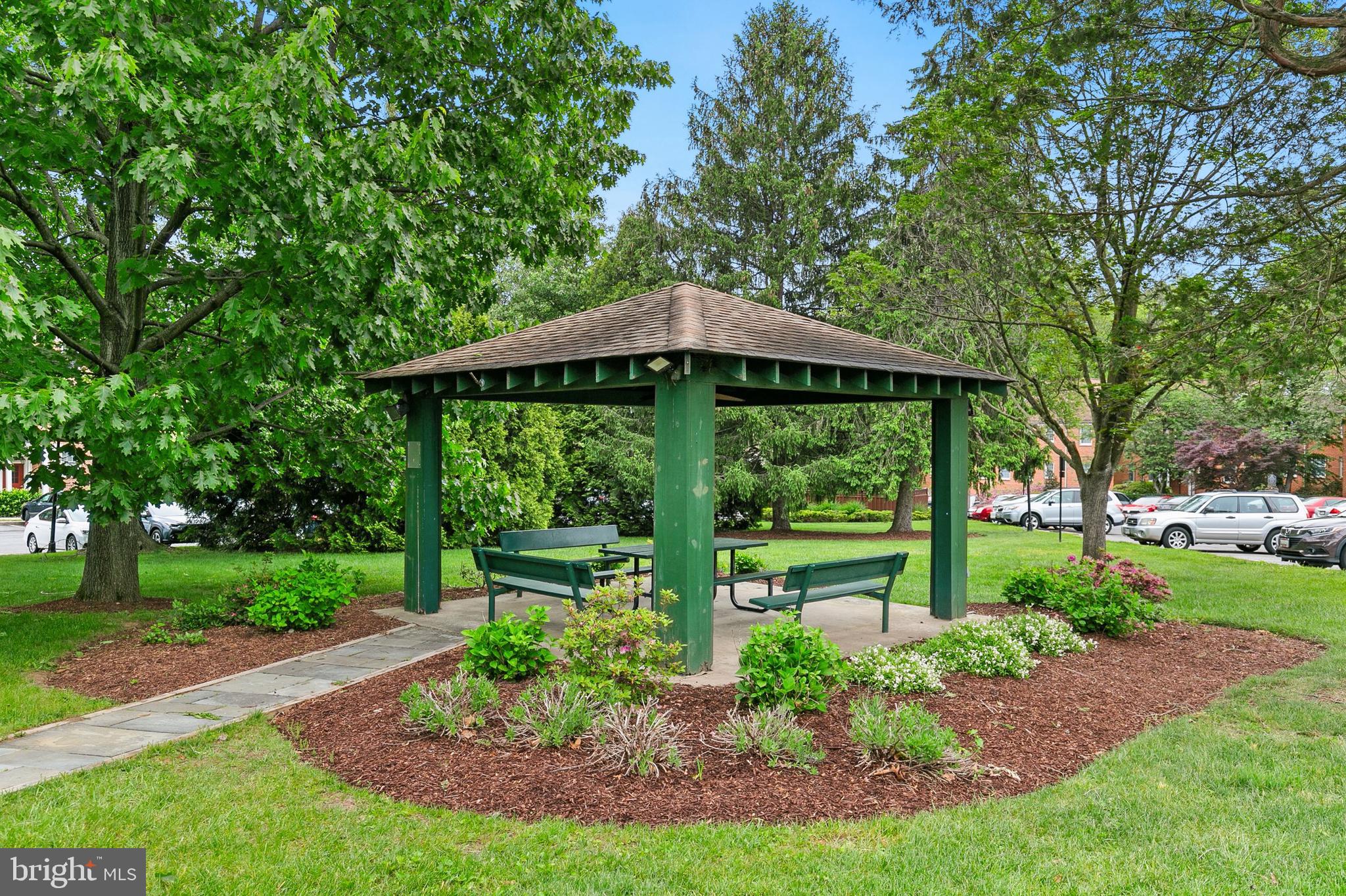 ROCK CREEK GARDENS - Residential