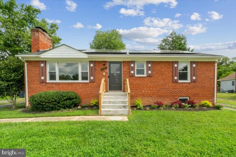 8206 Dangerfield Place, Clinton, MD 20735 - #: MDPG2196294