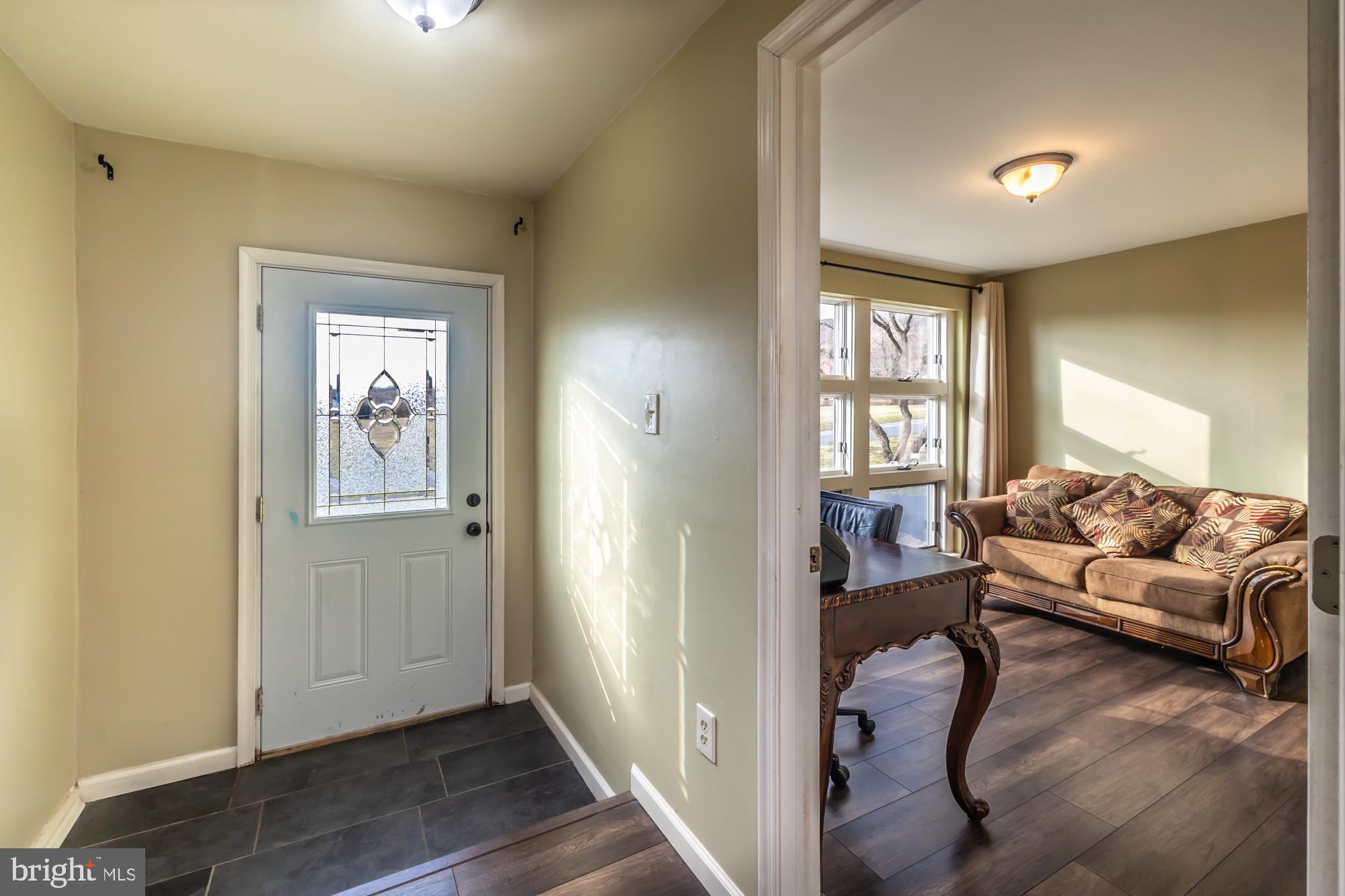 WOODS EDGE - Residential