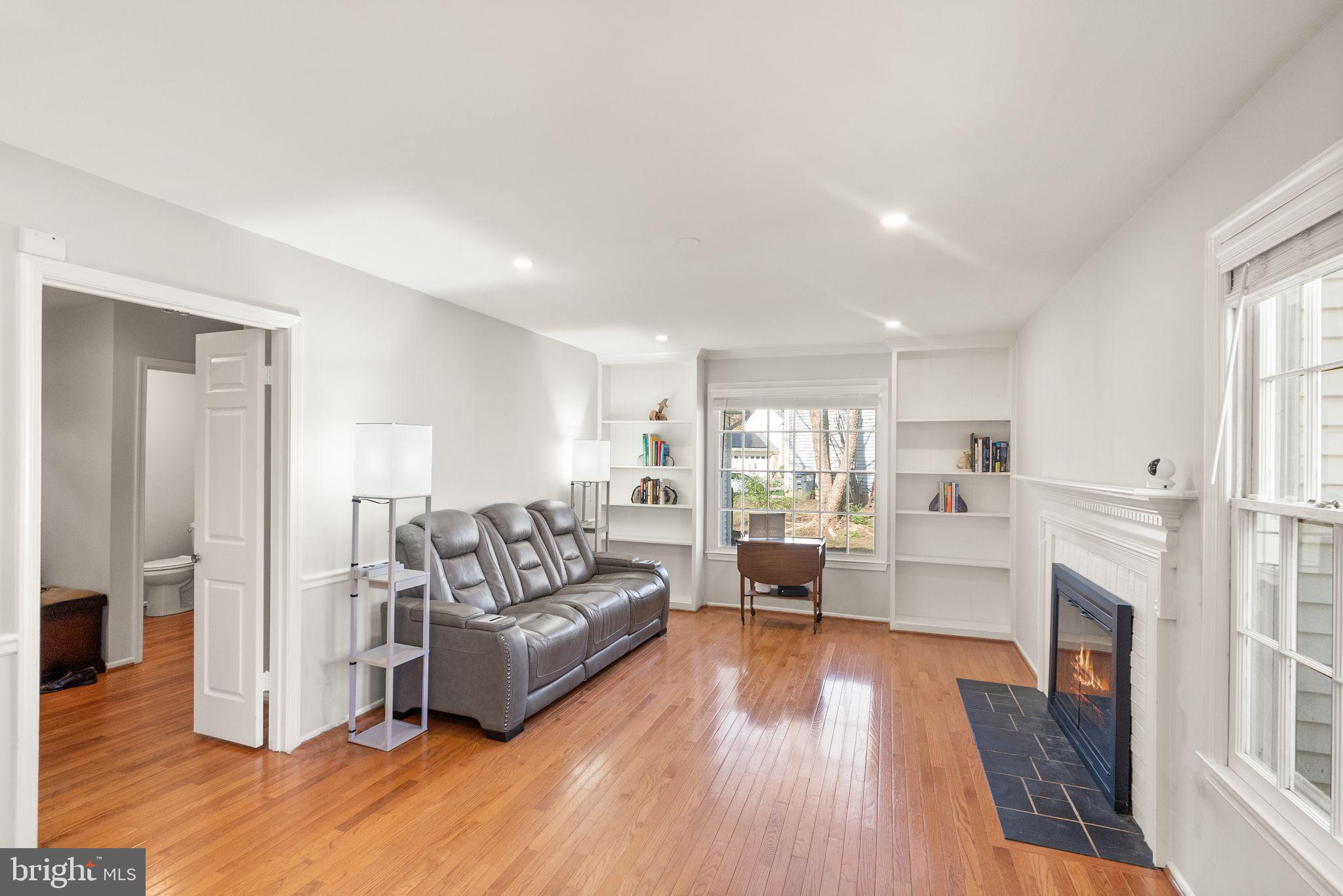 BURKE CENTRE CONSERVANCY - Residential