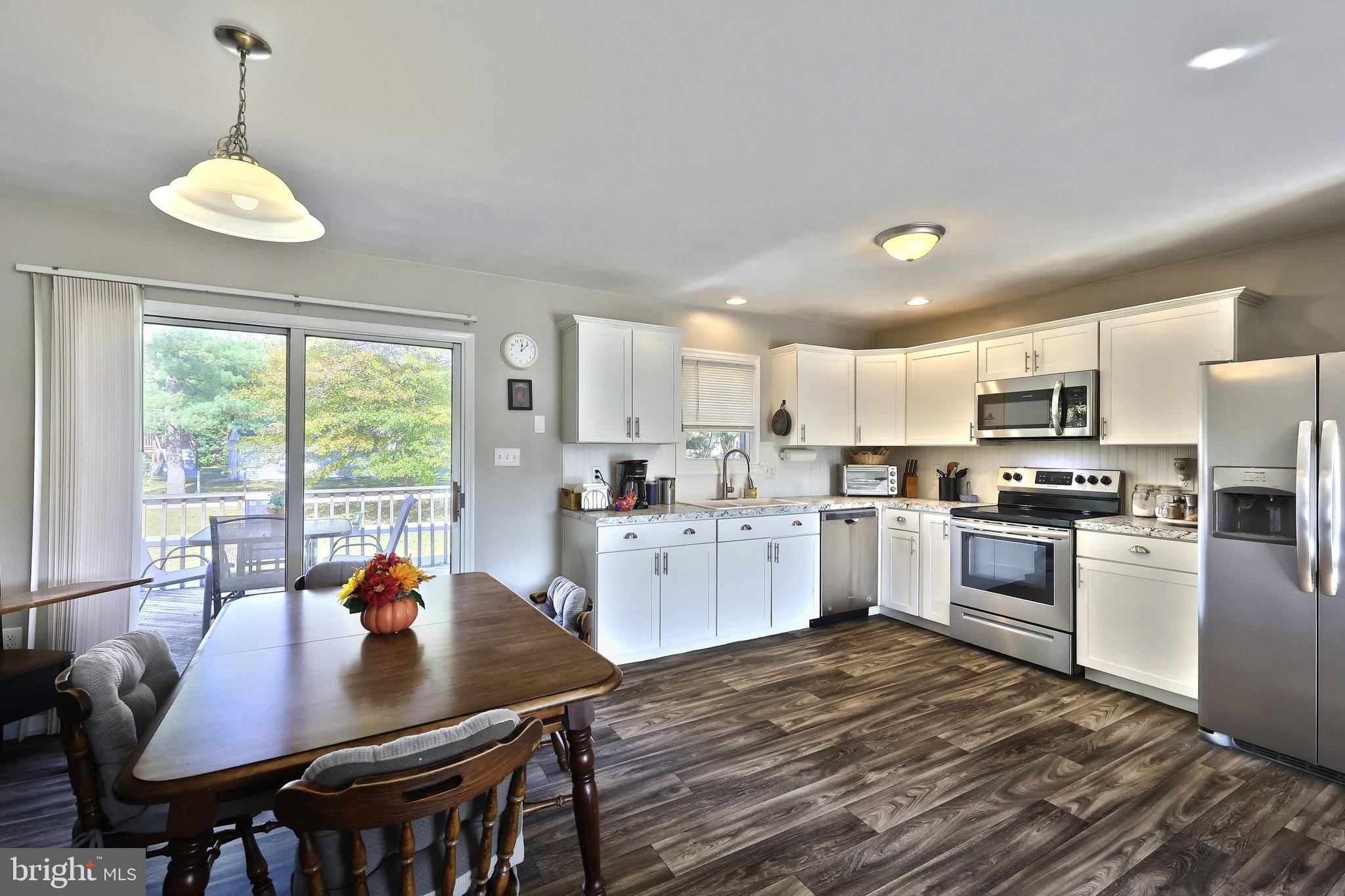 LAKE MEADE - Residential