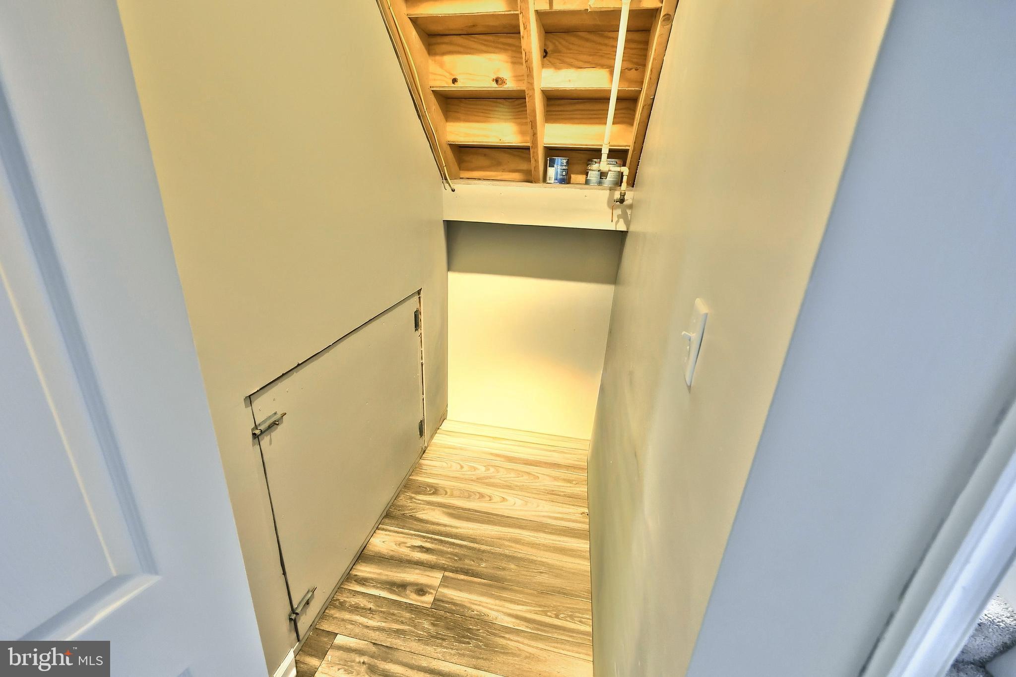 LAKE MEADE - Residential