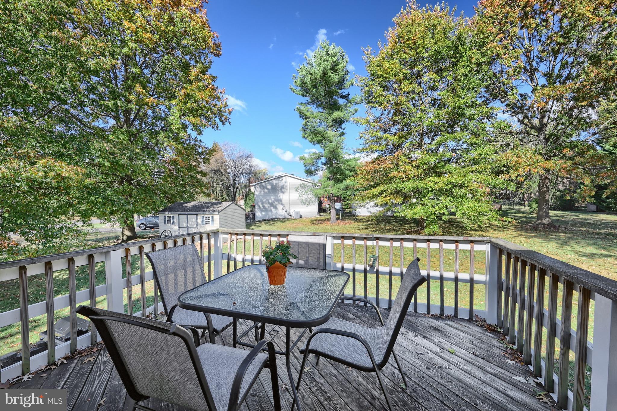 LAKE MEADE - Residential