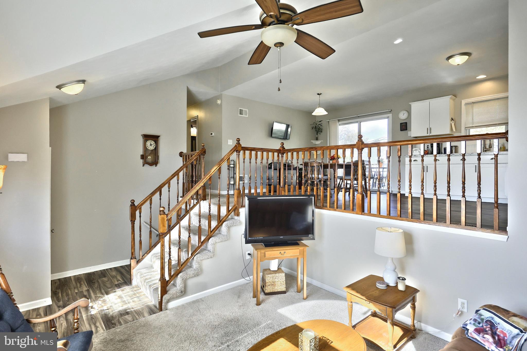 LAKE MEADE - Residential