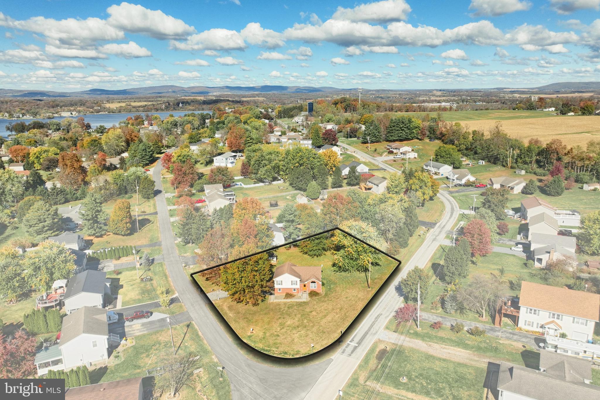 LAKE MEADE - Residential