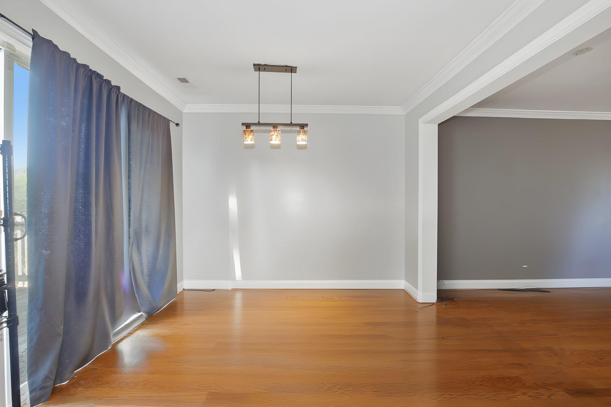 LONDON WOODS - Residential