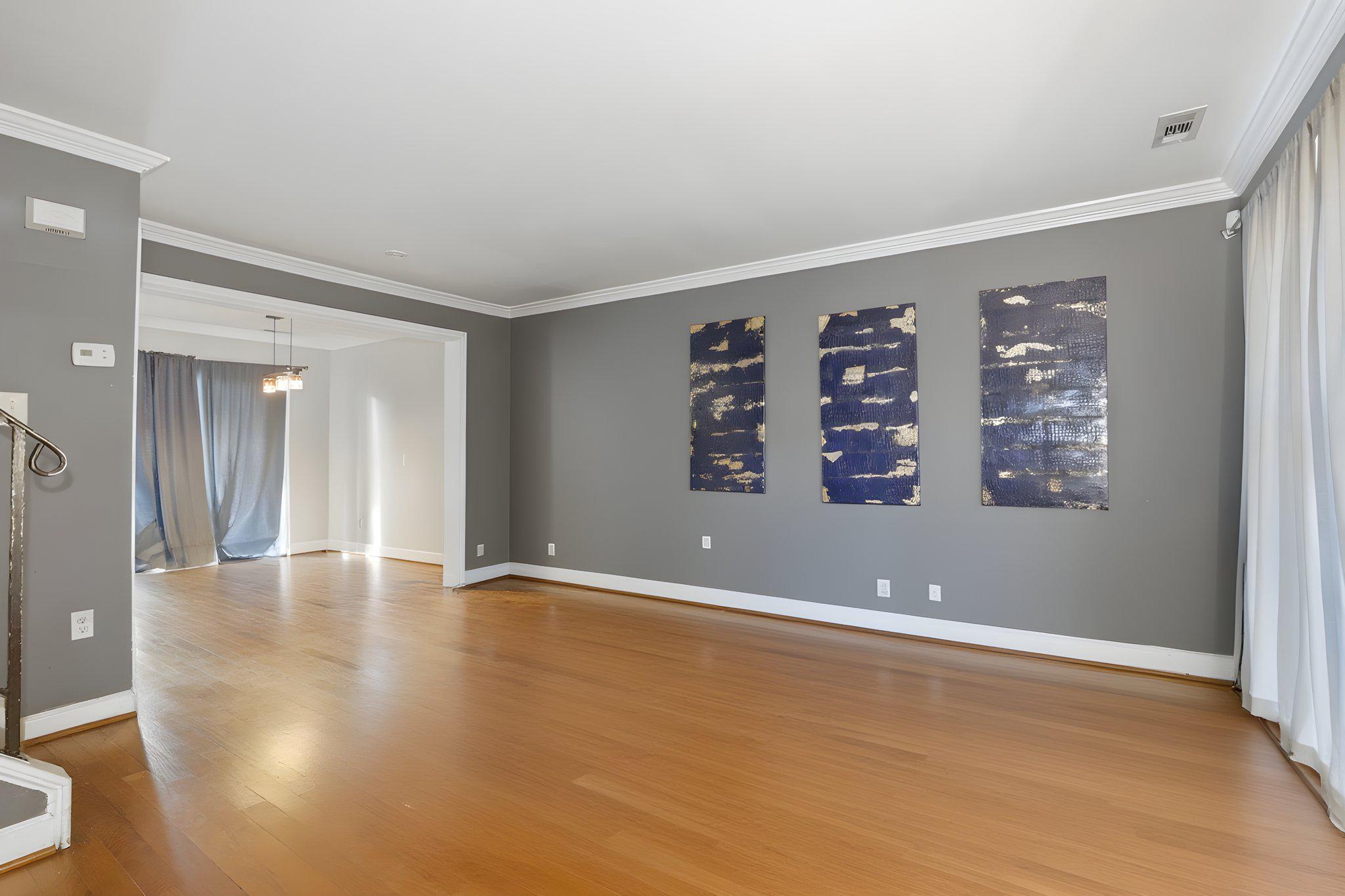 LONDON WOODS - Residential