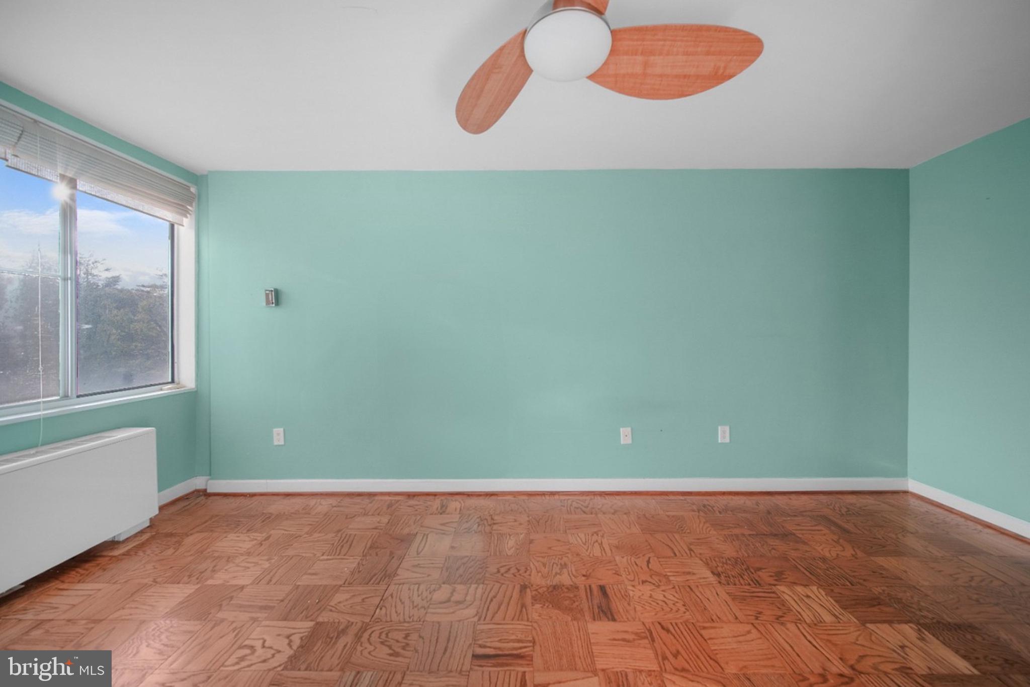 RIVER TOWERS - Residential