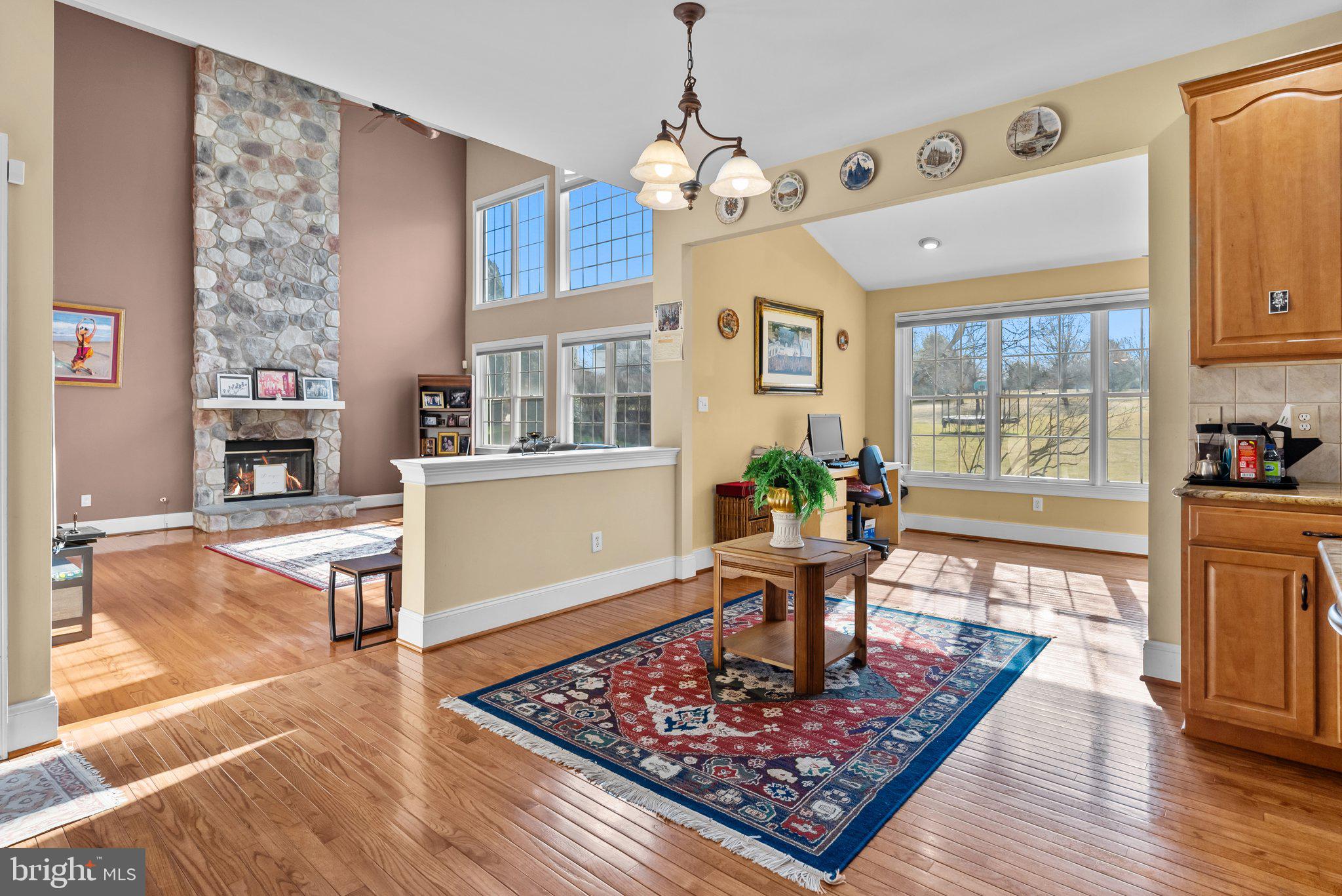 NORTHAMPTON HUNT - Residential