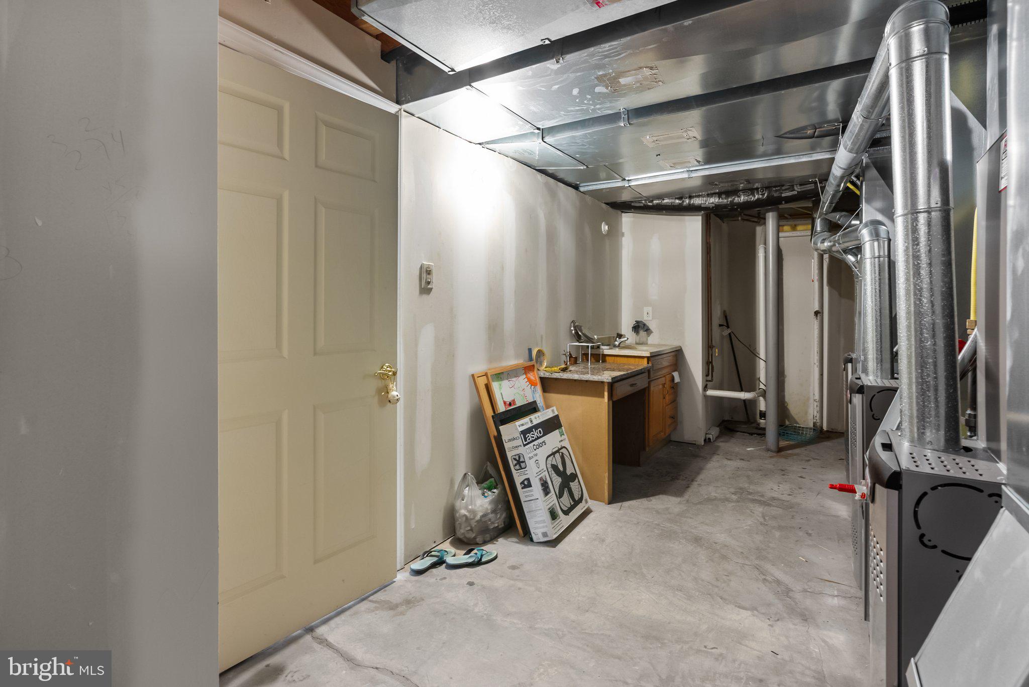 NORTHAMPTON HUNT - Residential