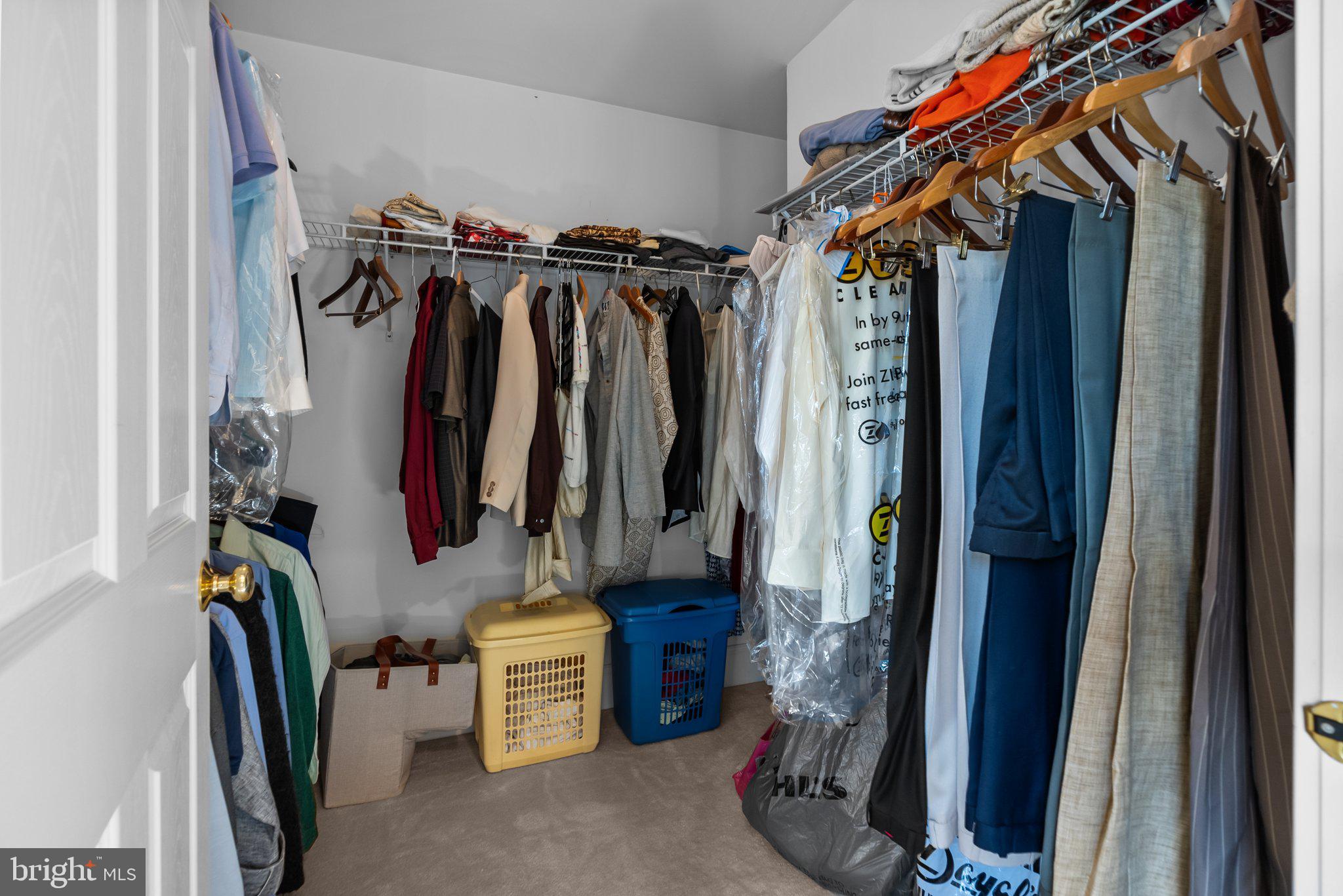 NORTHAMPTON HUNT - Residential