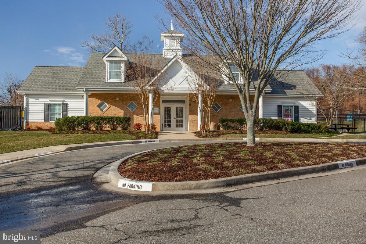 SOUTH RIVER COLONY - Residential