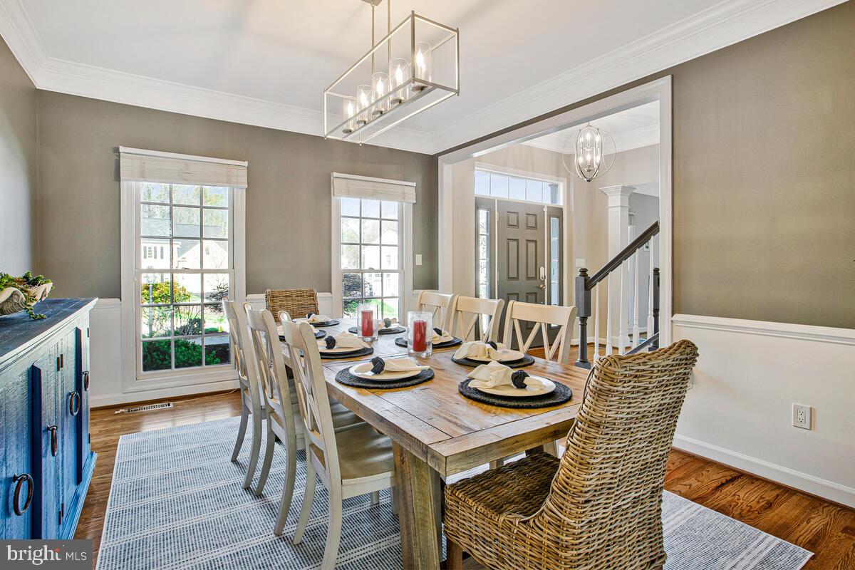 SOUTH RIVER COLONY - Residential