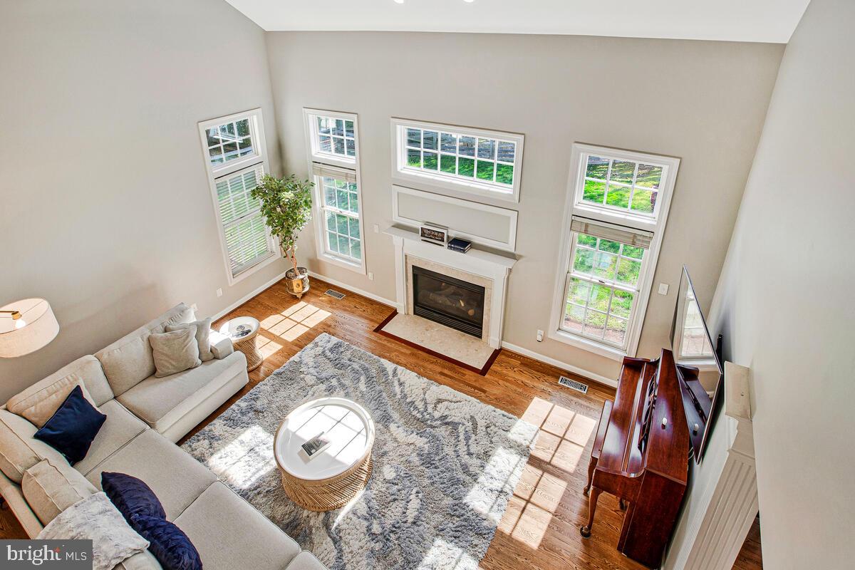 SOUTH RIVER COLONY - Residential