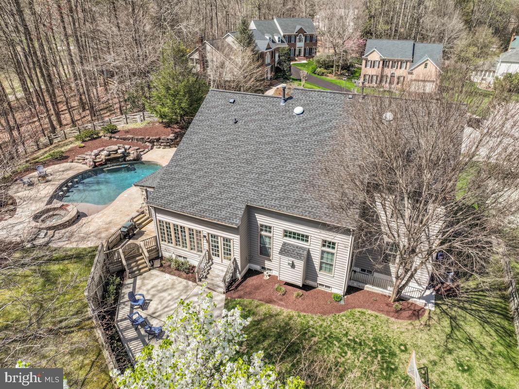 SOUTH RIVER COLONY - Residential