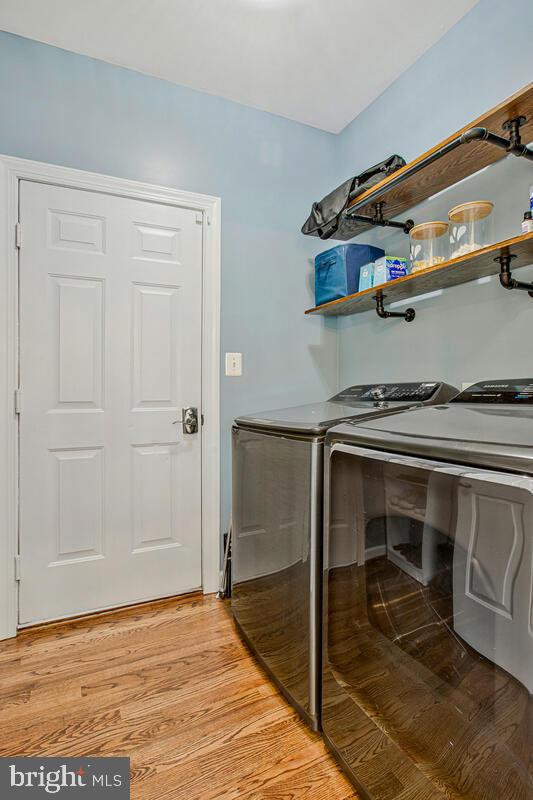 SOUTH RIVER COLONY - Residential