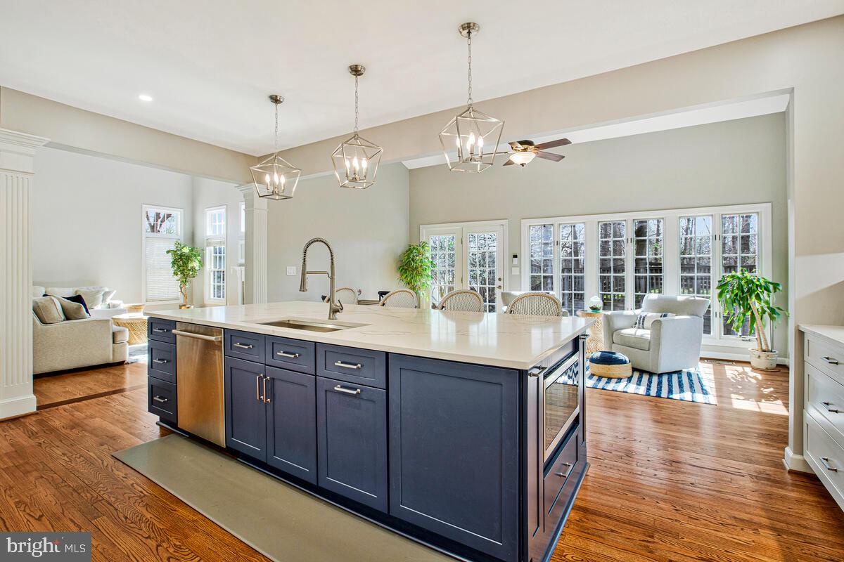 SOUTH RIVER COLONY - Residential