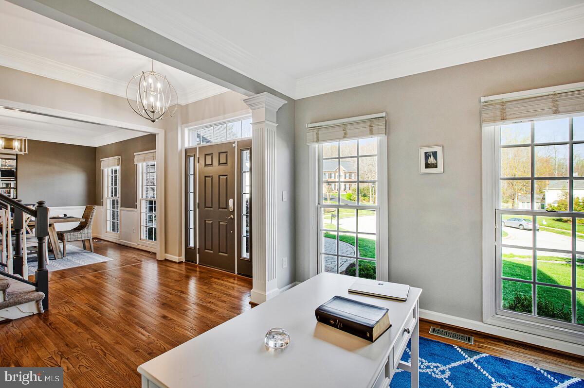 SOUTH RIVER COLONY - Residential