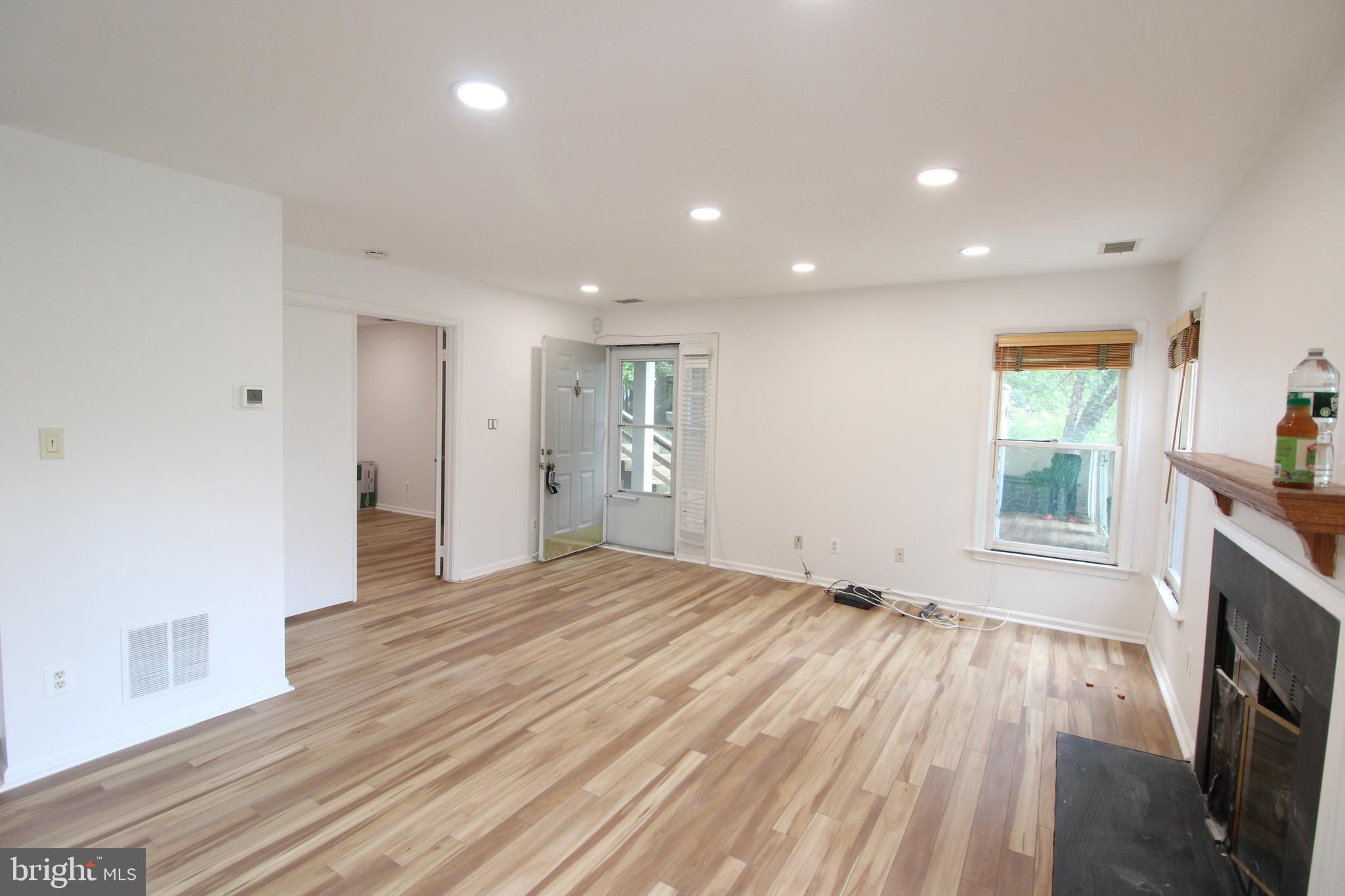 THE COVE - Residential