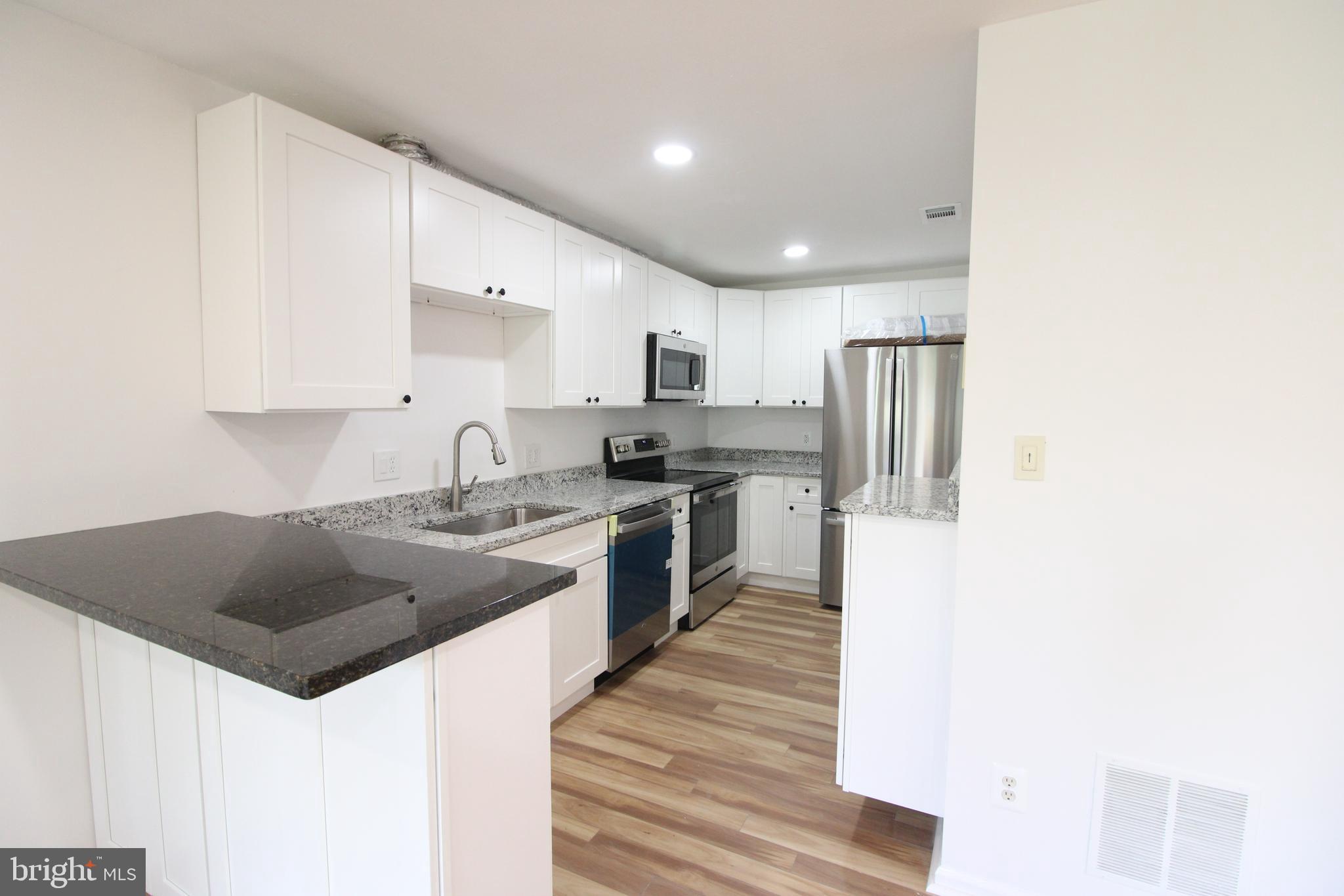 3150 ANCHORWAY COURT E