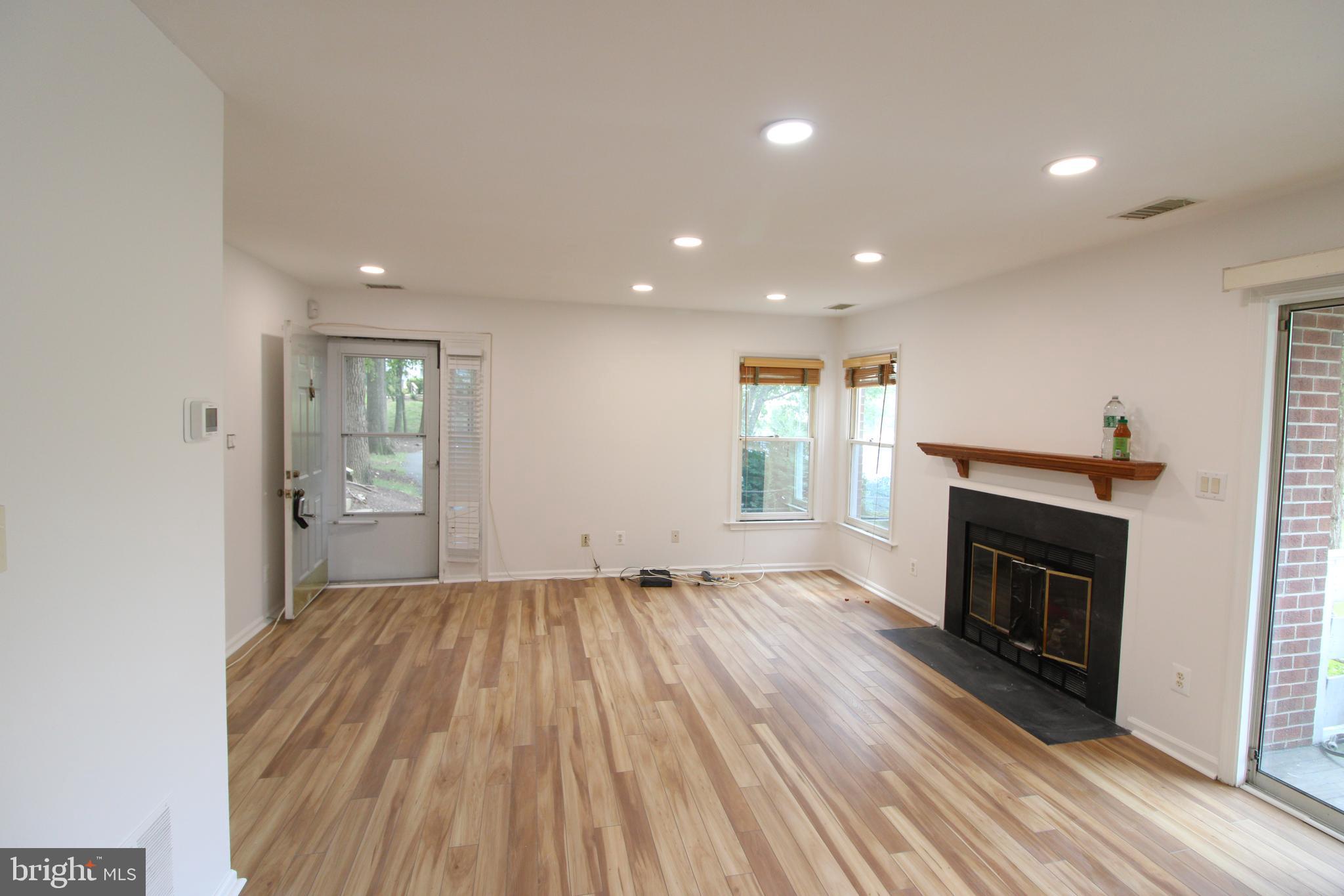 THE COVE - Residential