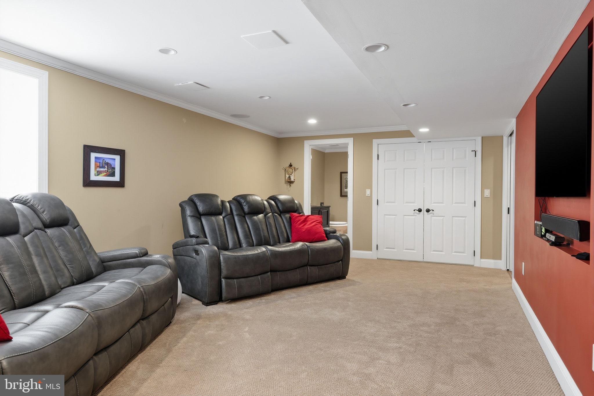 BROOKSIDE ESTATES - Residential