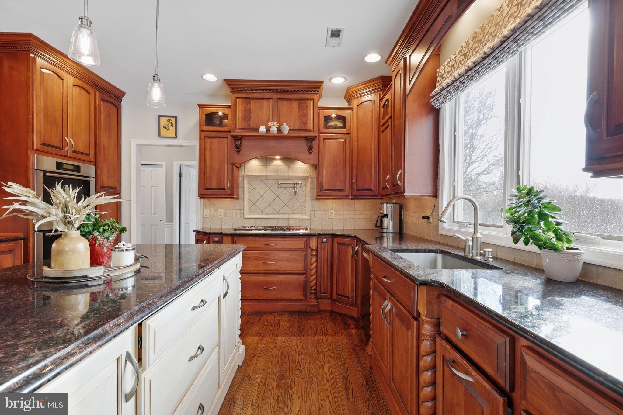 BROOKSIDE ESTATES - Residential